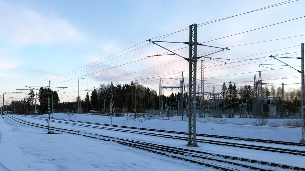 Väylä: Porin Tahkoluotoon saapui ensimmäinen sähköveturi