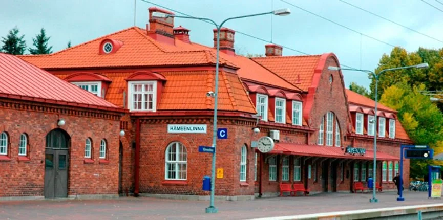 VR luopuu vaiheittain asemakiinteistöjensä omistuksesta