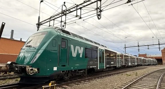 VR: Ensimmäinen Norske Togille modernisoitu juna valmistui Ruotsissa