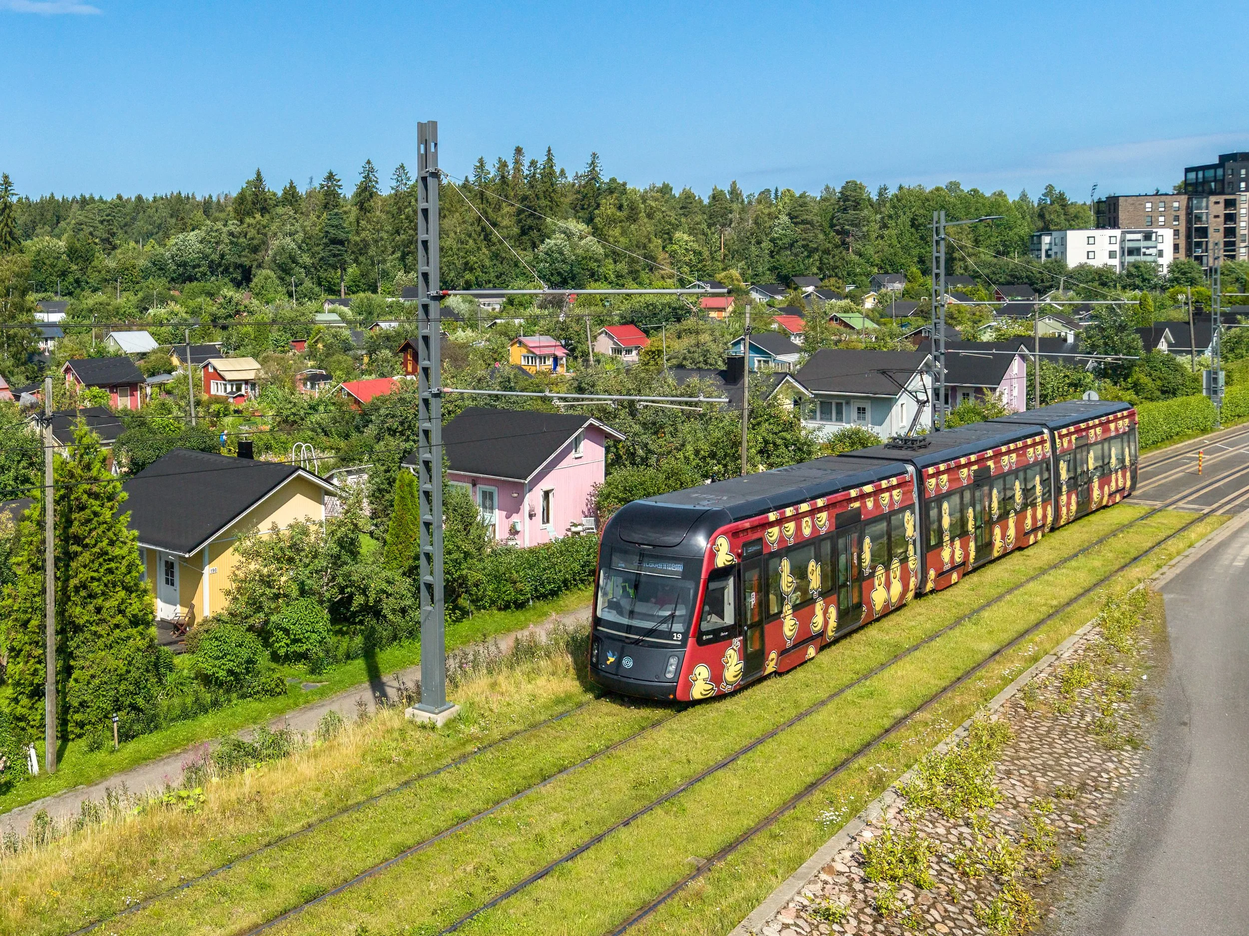Tampereen taideratikan syksy tuo matkustajille kuvataidetta, teatteria, rappia ja jazzia
