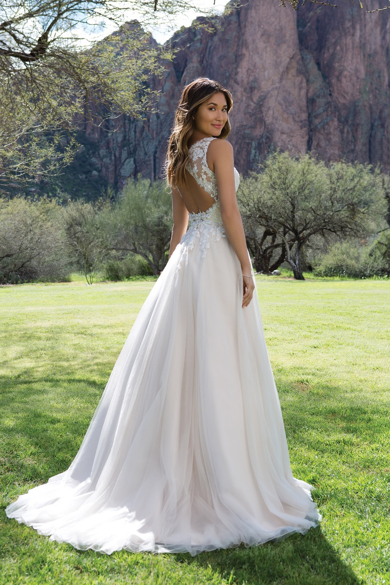 Sweep Train Wedding Dress