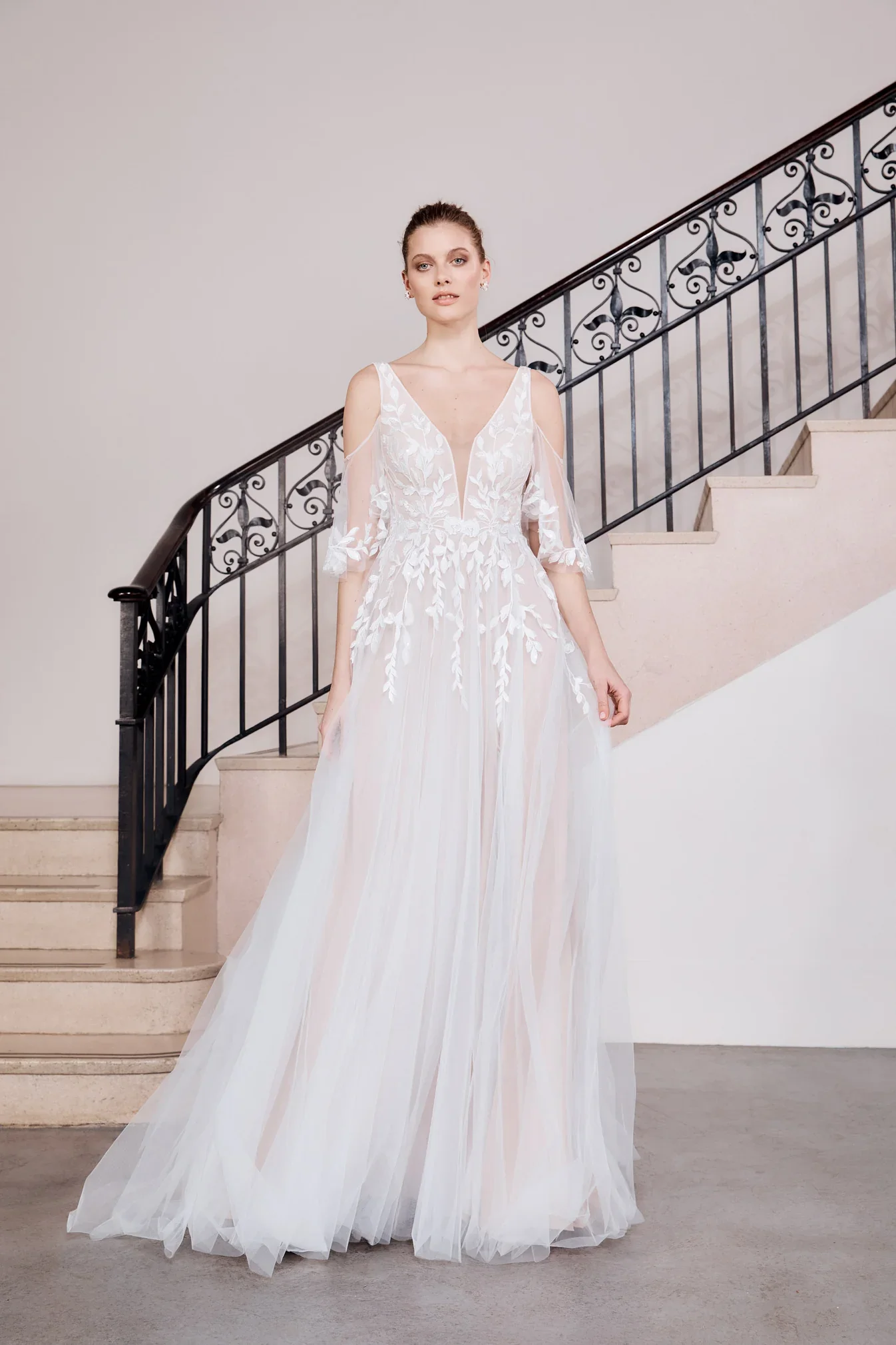 CLEO_50728_LOOKBOOK_1.webp