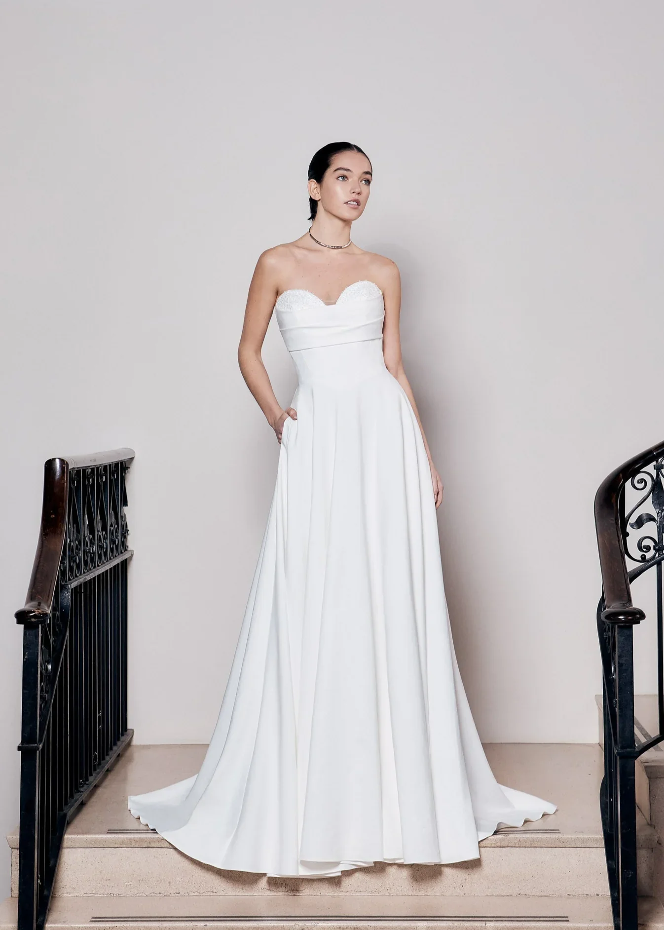 SADIE_40041_LOOKBOOK_1_e086f554-b390-468c-9fb2-33b3a3c4cb11.webp