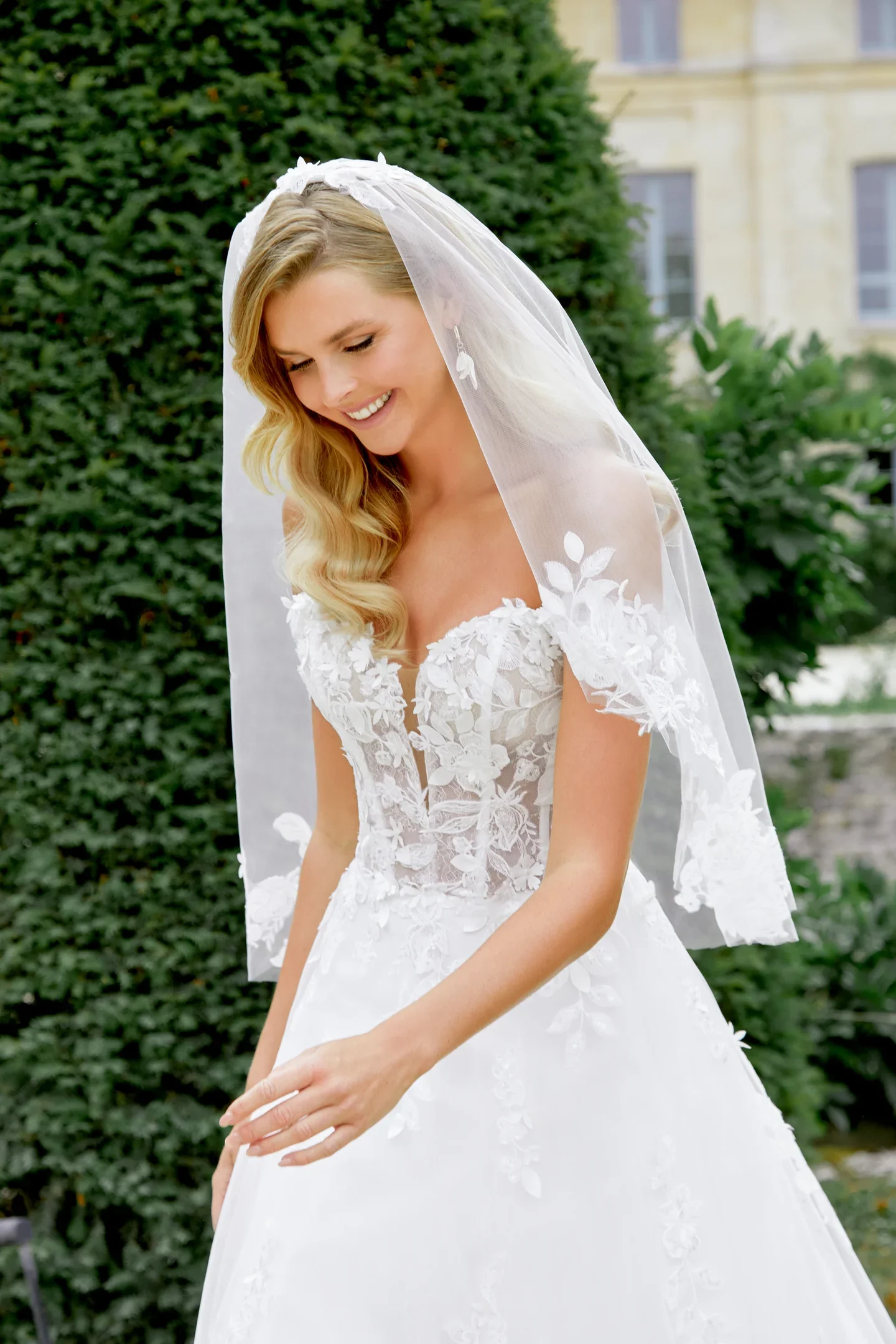 44520_FC_Sincerity-Bridal.webp
