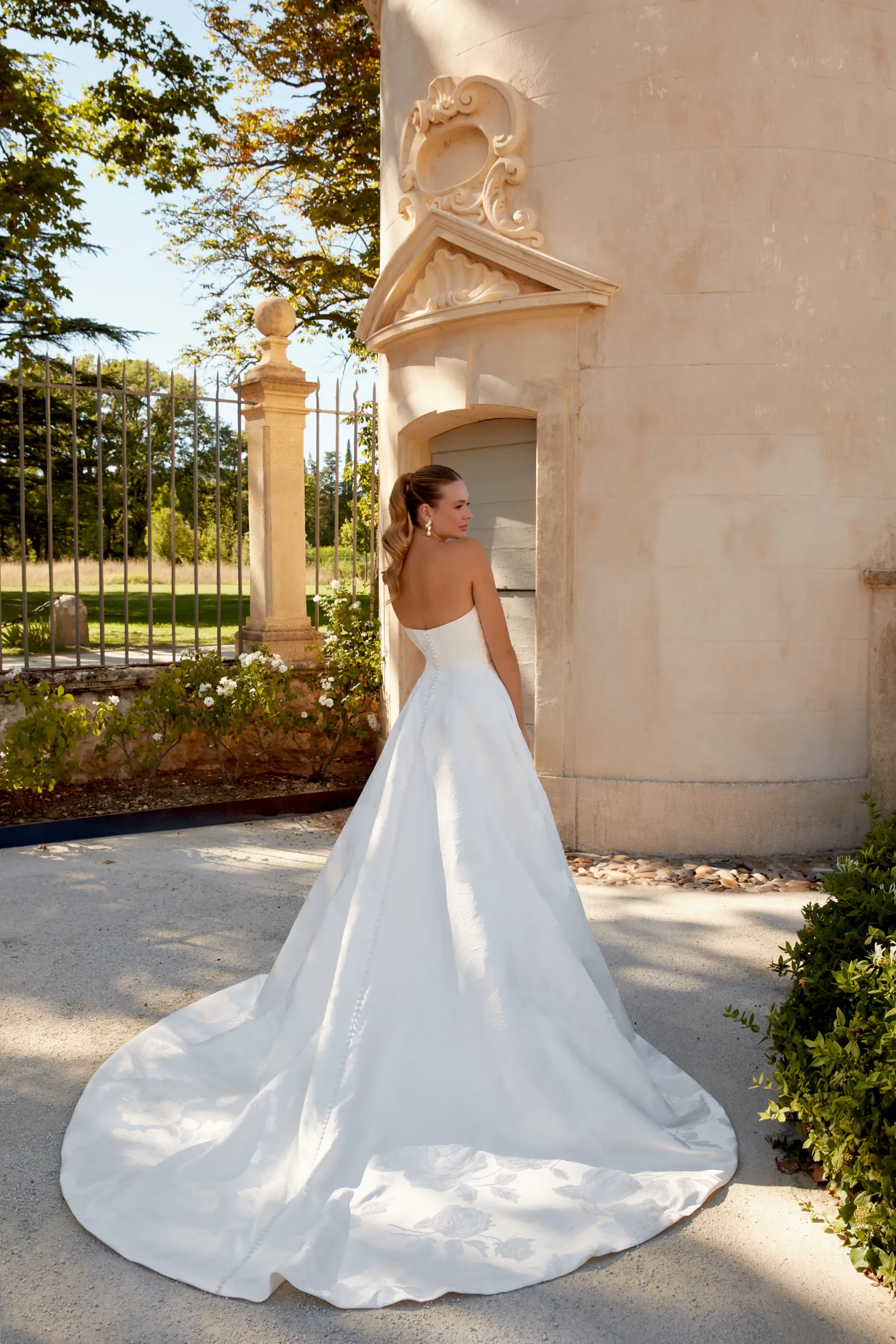 44588_FB_Sincerity-Bridal.webp