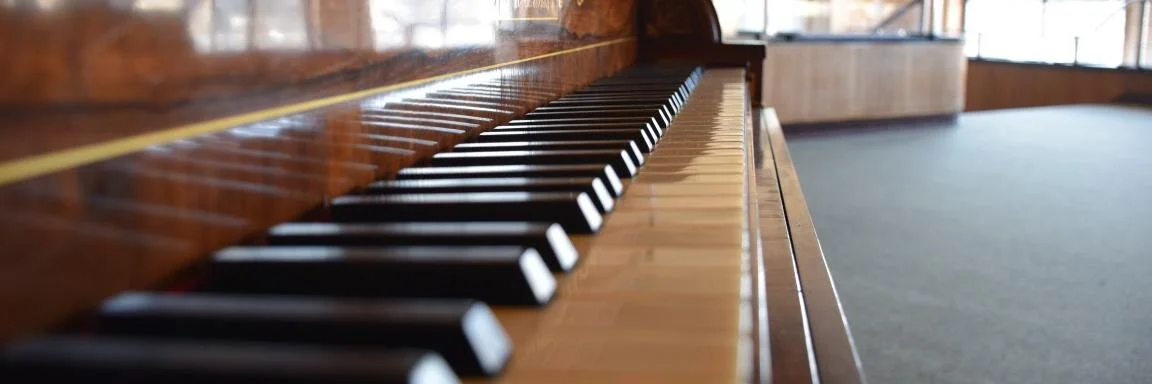 Restoration of a grand piano