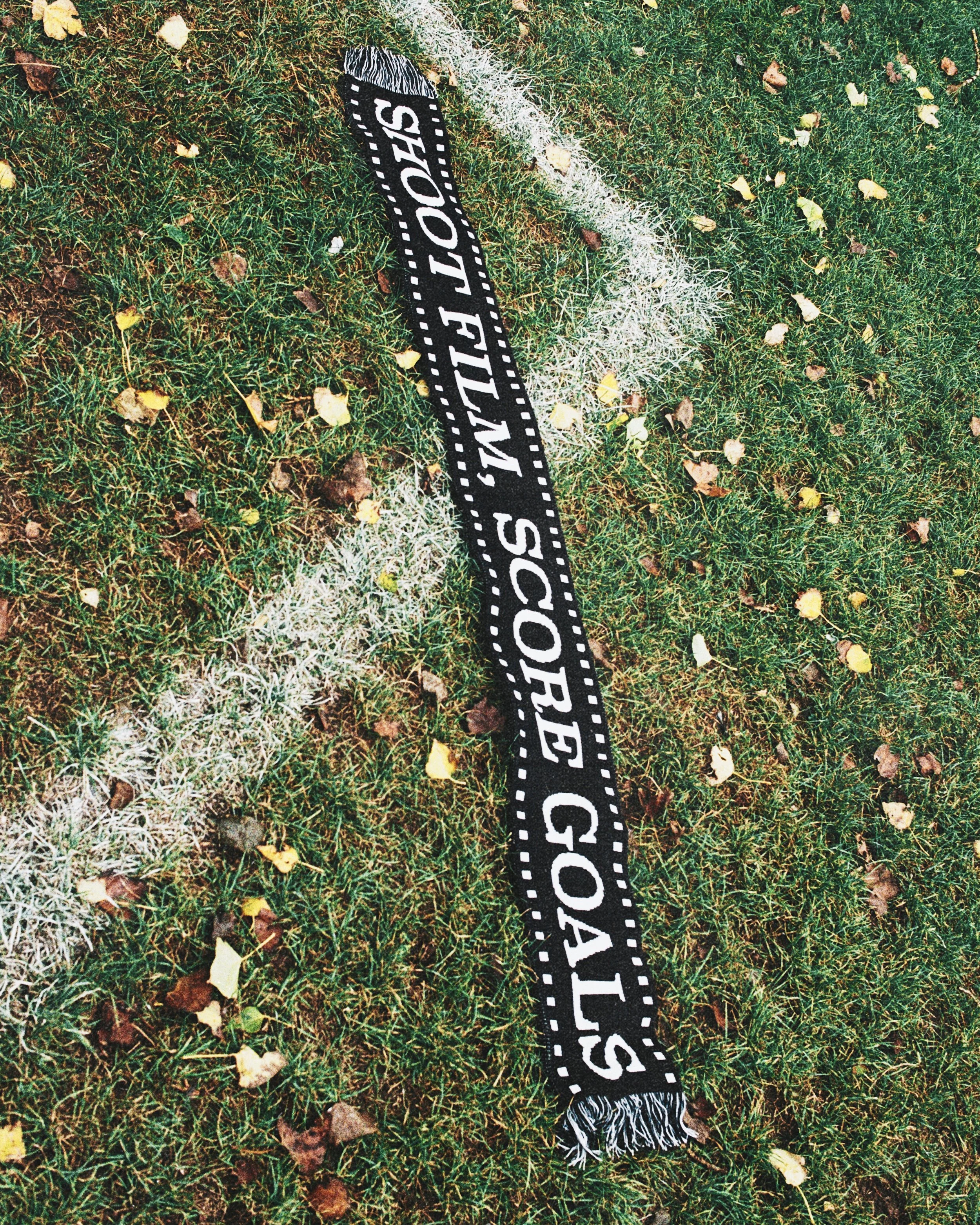 PHOTOGRAPHIQUE SCARF BY @iampetemartin74 copy 2.jpg