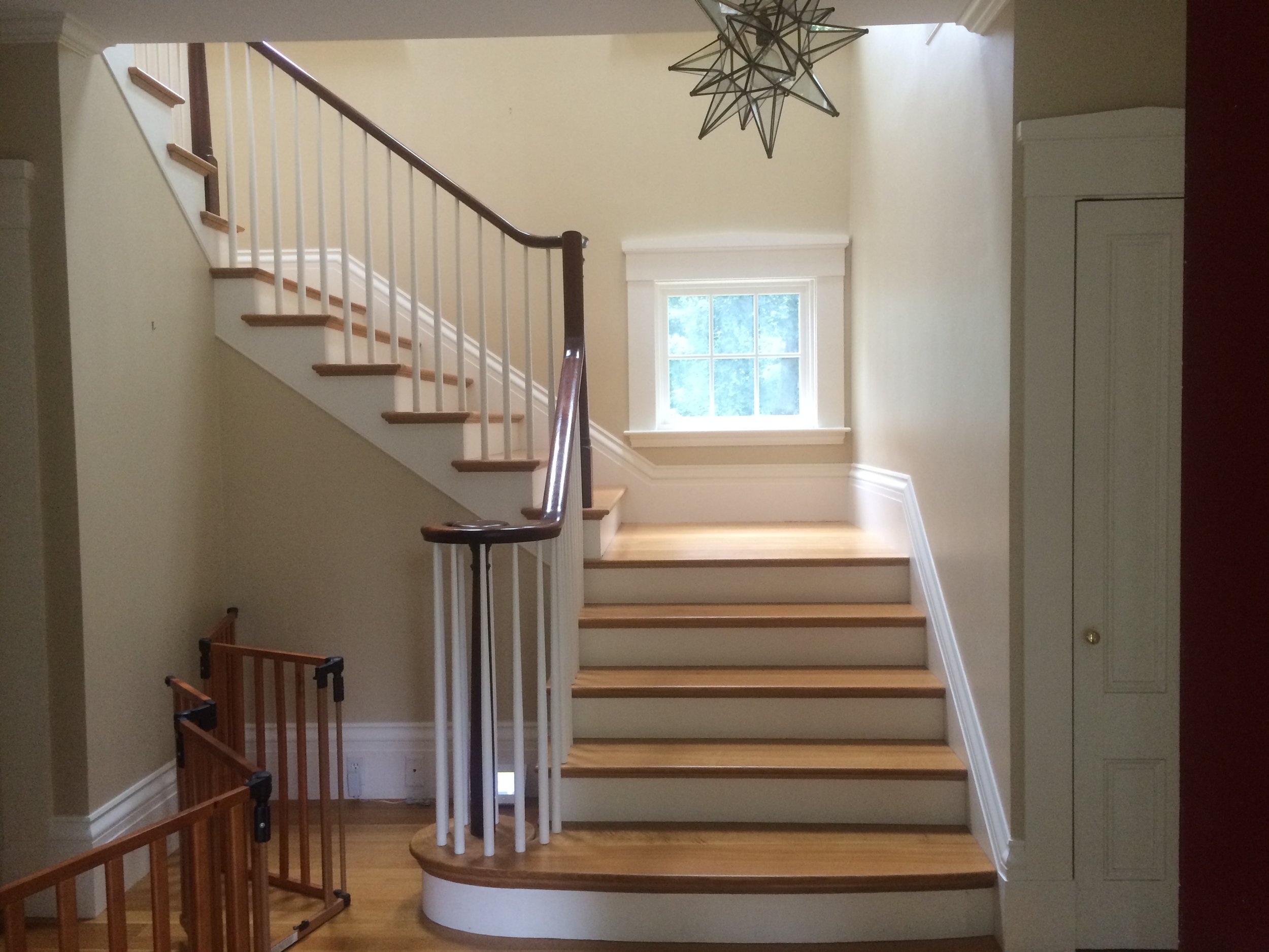  EXISTING STAIRCASE, PRE-CONSTRUCTION 
