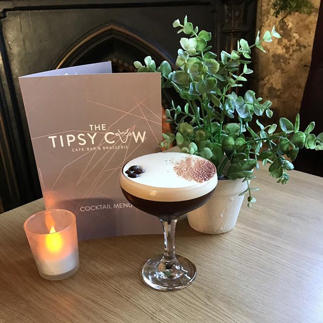 Espresso Martini 🍸 
Who&rsquo;s out for a few drinks tonight? 🤗