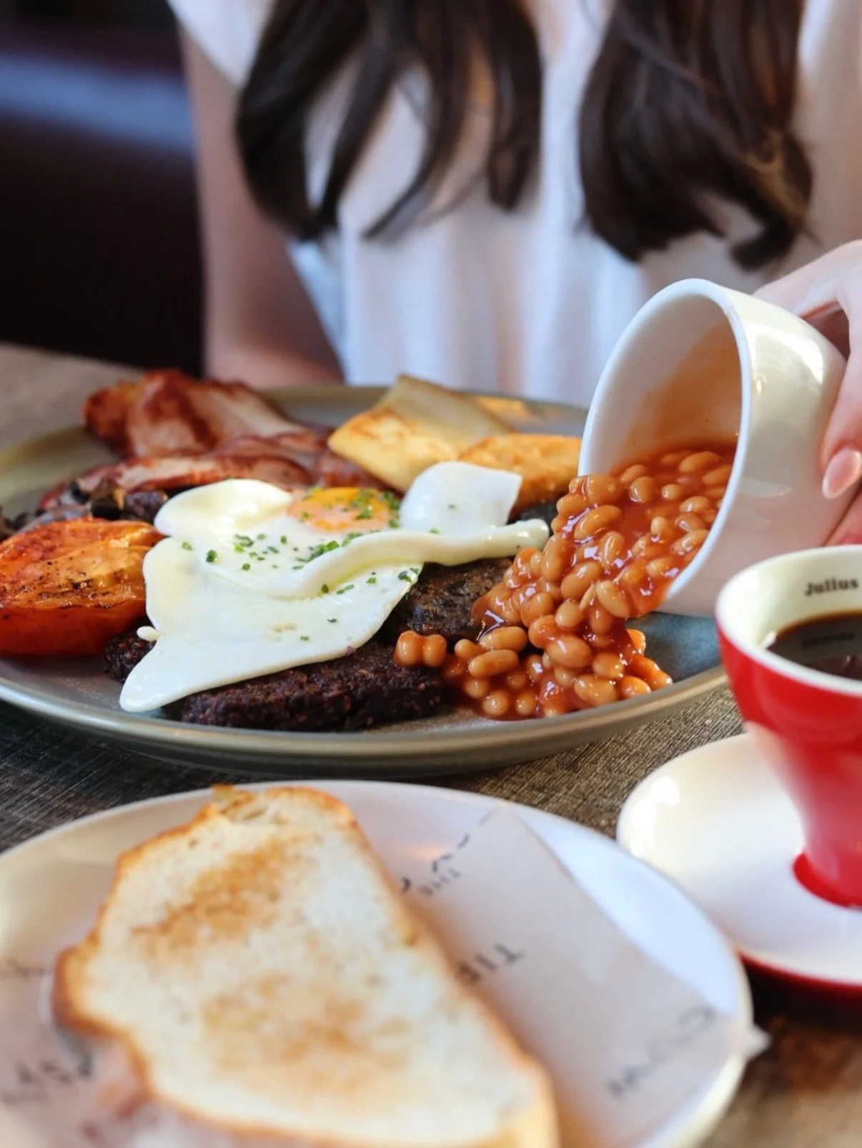 Your Friday brunch is waiting for you at the Tipsy Cow&hellip; 🐮🍳

Served until 11.30am | Walk ins welcome! 

#brunchspot #glasgowbrunch #glasgowfoodie #foodspot #glasgowfood