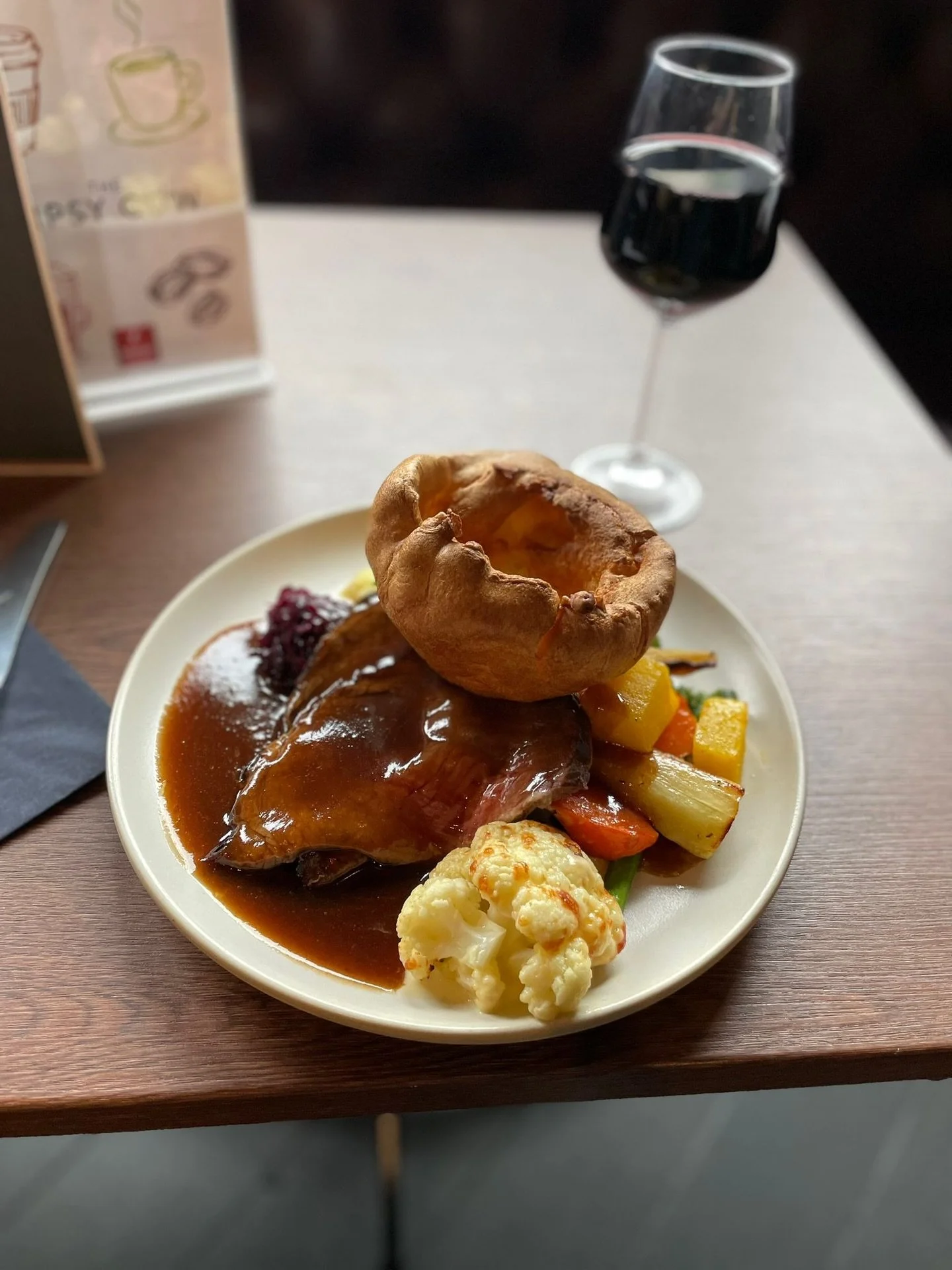 Got plans for Easter Sunday tomorrow? 👀

Our Sunday roast is served up for &pound;18.95 with roast beef, crispy roast potatoes, mash, cauliflower cheese, honey roast veg and gravy 🤍

Sounds like your sign to book a table 🤭

📞 01236 804795

#theti