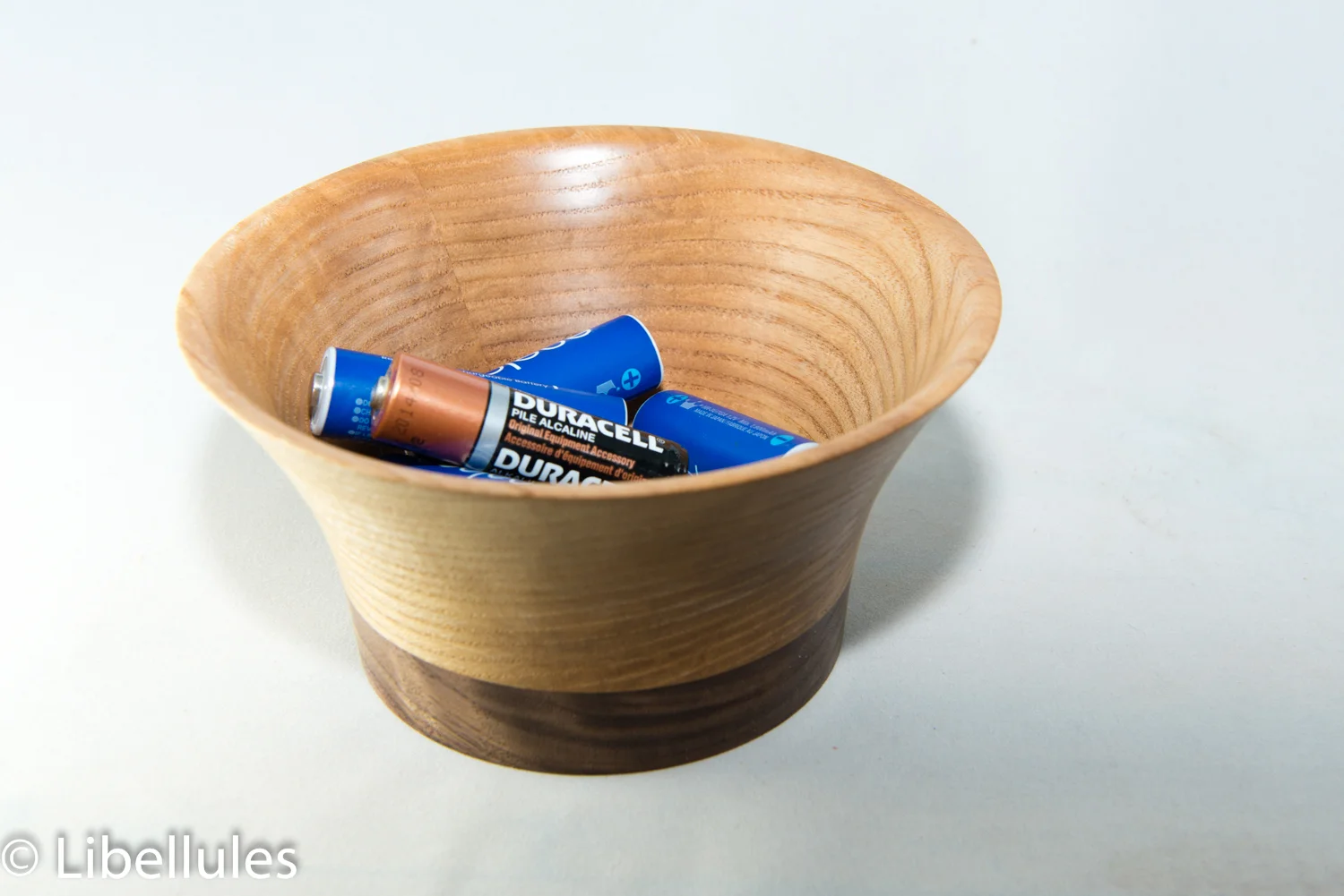 Bowl Ash Walnut-3450.jpg