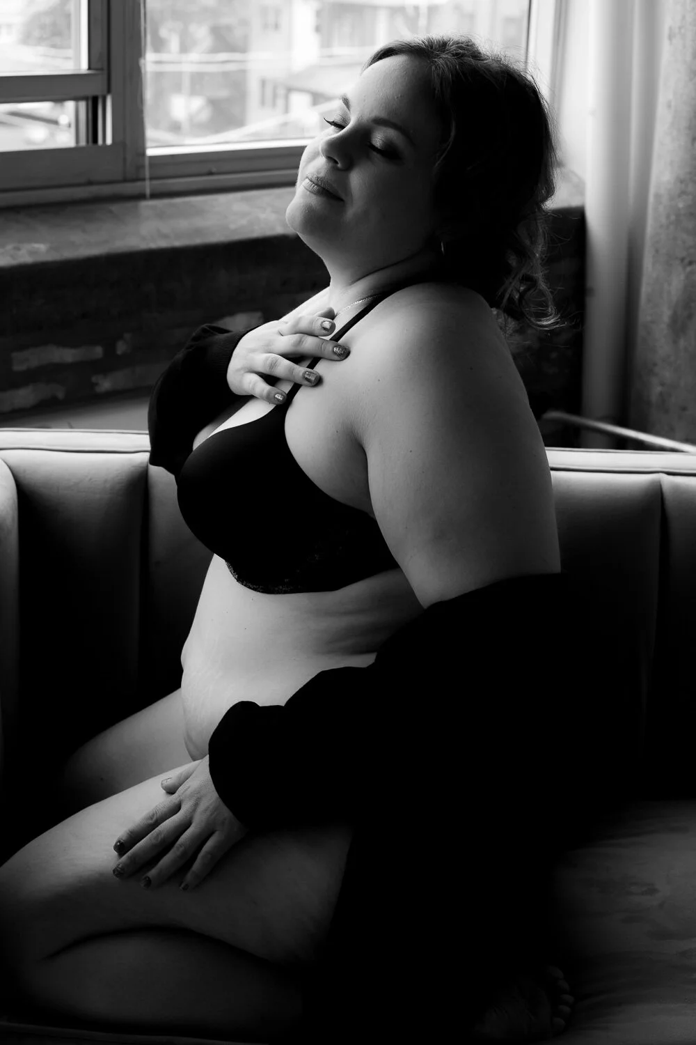 B&W-Lifestyle-Boudoir-10.jpg