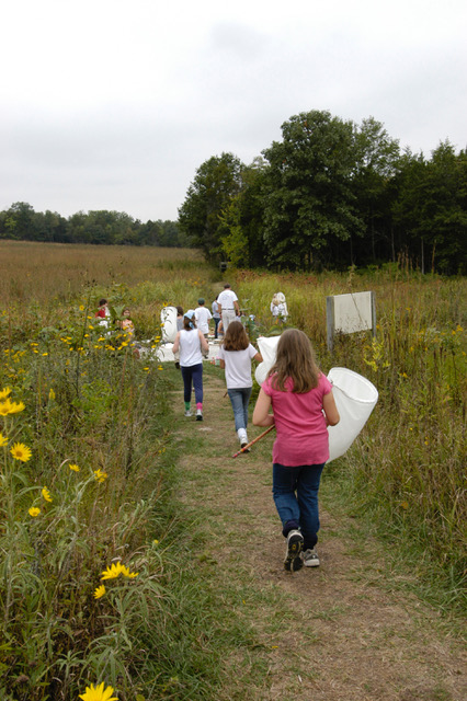 College School fifth graders at Shaw Nature Reserve