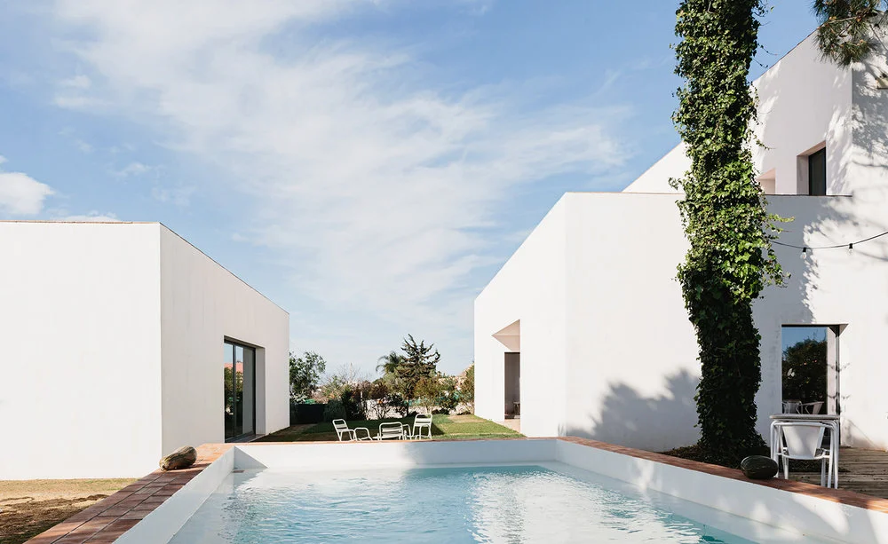 Casa Modesta in the heart of the Ria Formosa Nature Park , considered one of Portugal's seven wonders.