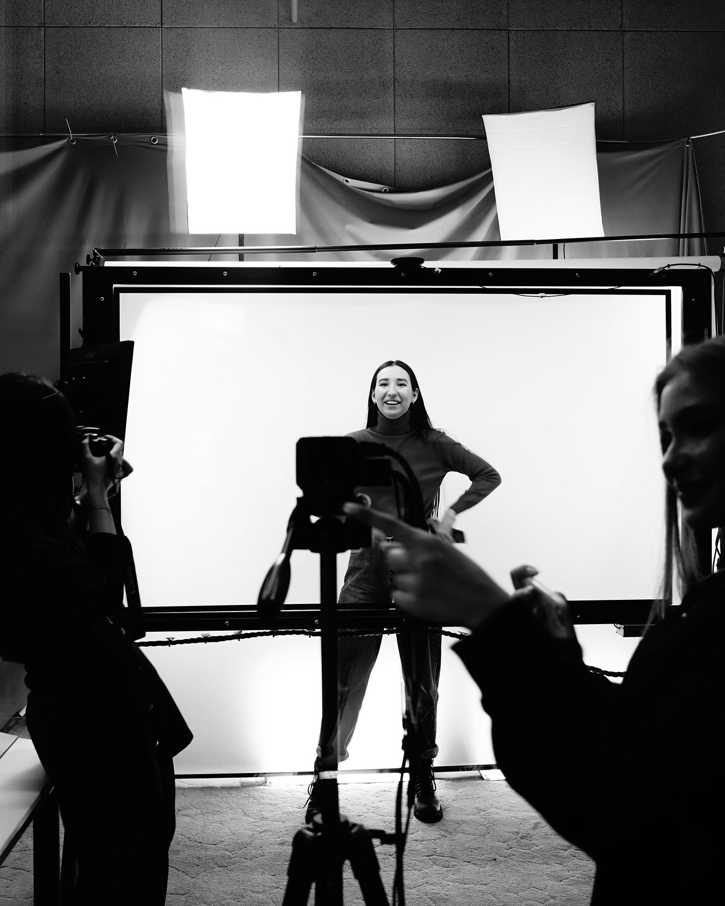📸 The photography world is evolving, and the future is bright for those ready to adapt! Our latest article dives into how photographers can flourish amidst changing tech and rising demand for unique perspectives. 

From embracing new tools to master