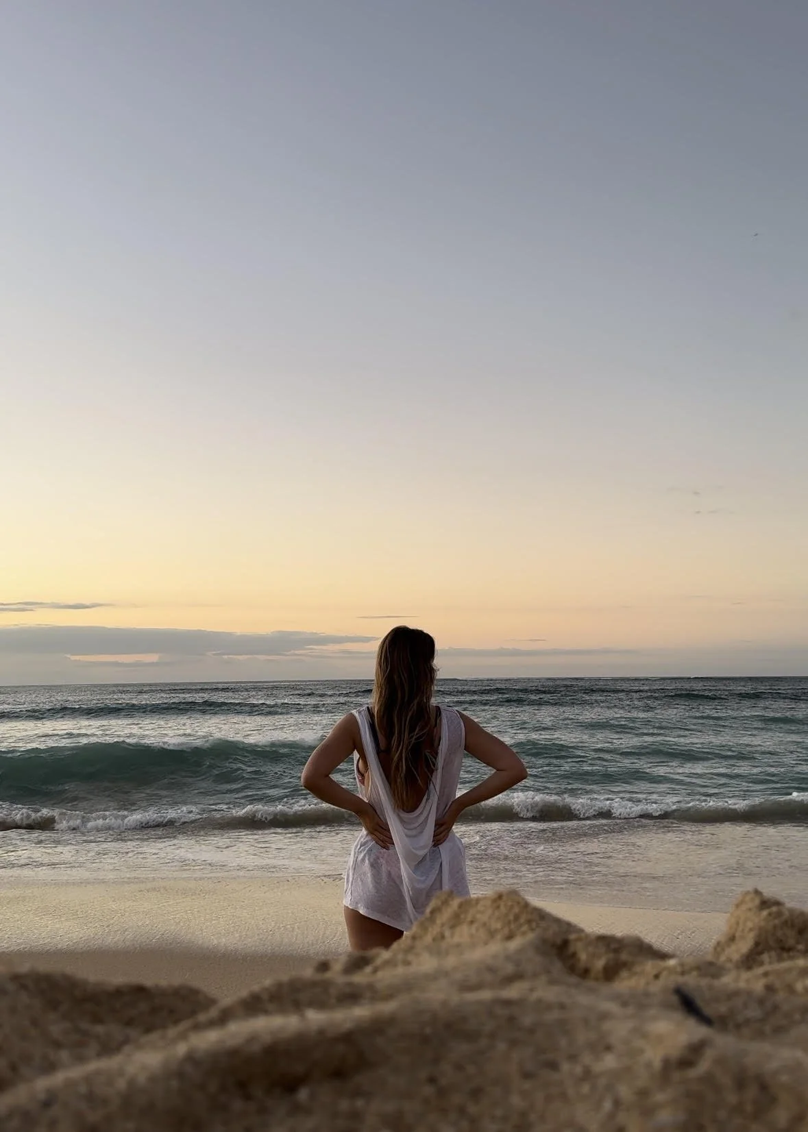 Turning Vacations into Paycations: Annabel Smit's Approach to Traveling Smart