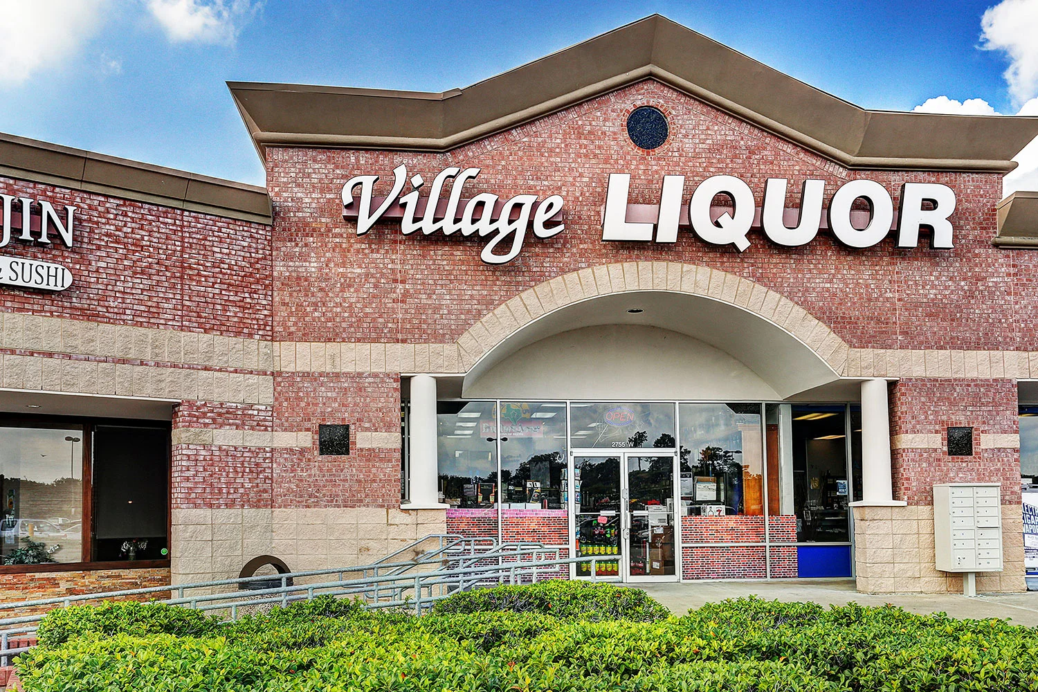 Village Liquor - Garden Oaks