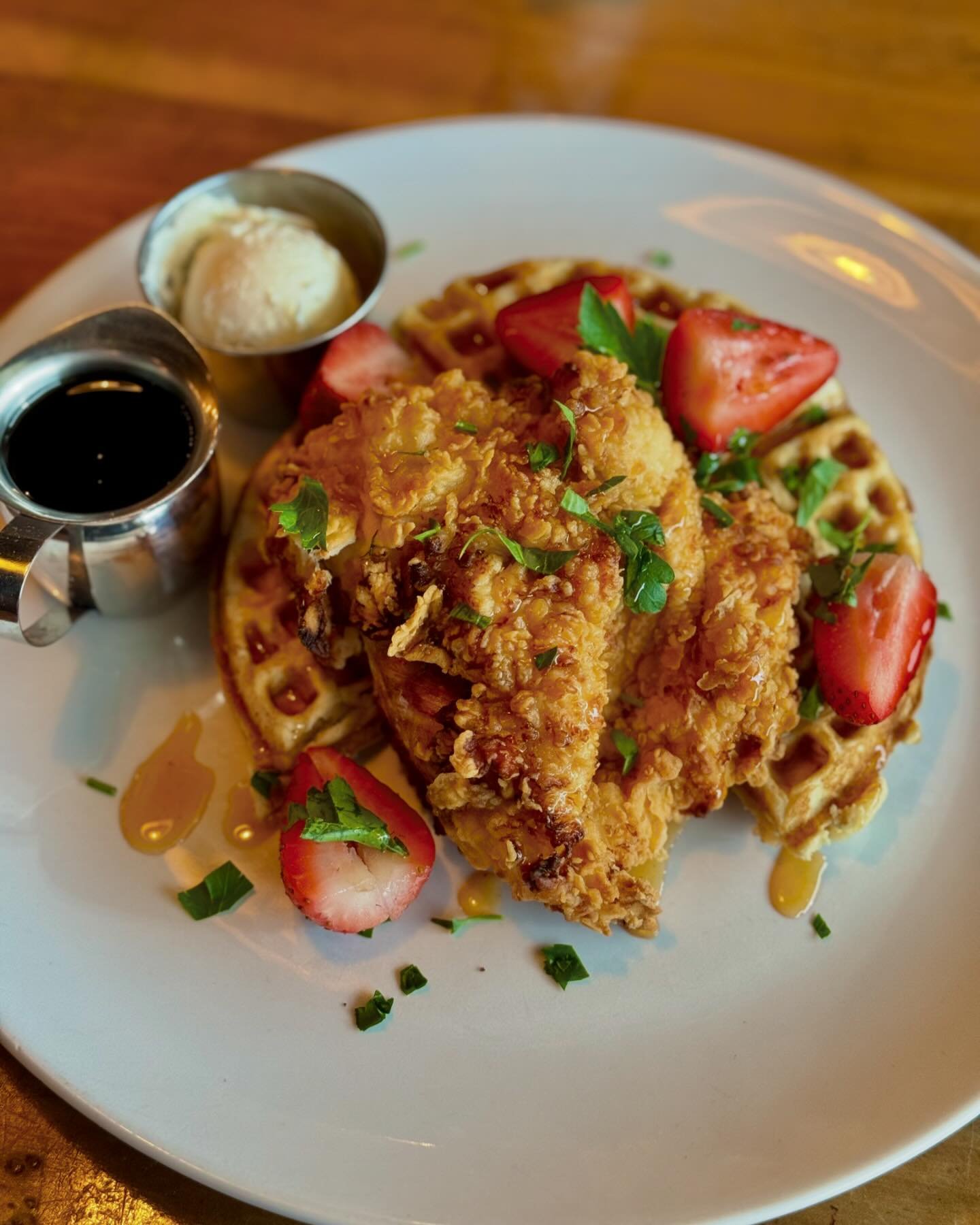 This weekend we are featuring Buttermilk Chicken + Waffles with a Hot Honey Drizzle. 🧇🍗🍯

#chickenandwaffles #hothoney #lakehighlands #dallasdining #lheats #breakfastfordinner #sweetandsavory #whiterocklake #eastdallas #dallasfoodie #fingerlicking