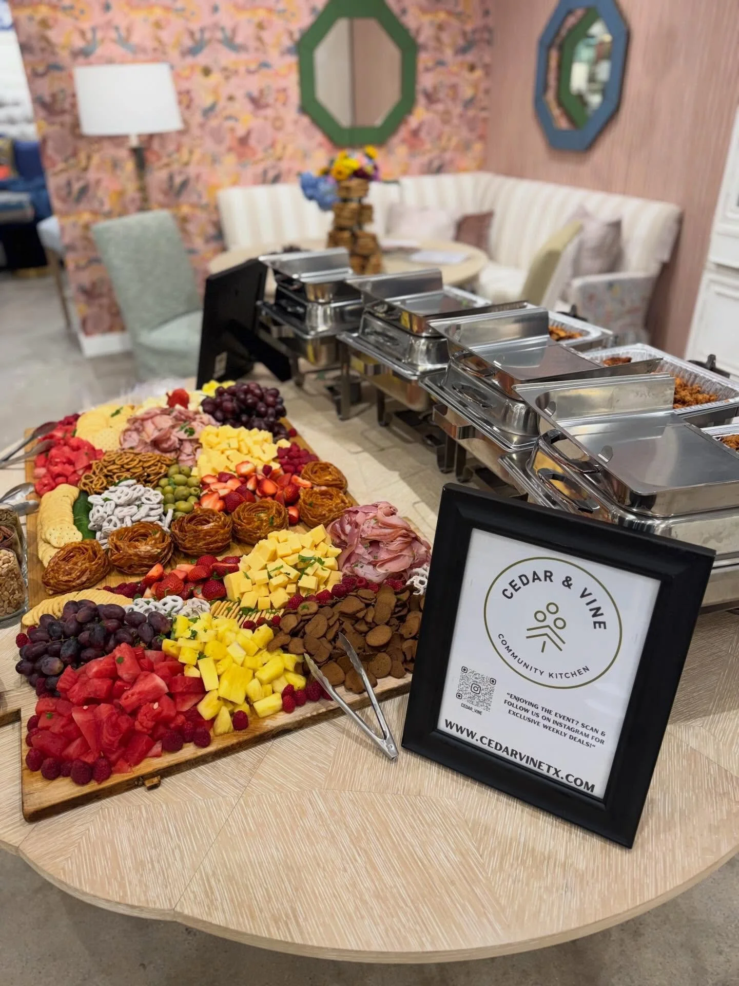 Need catering? We&rsquo;ve got that covered!

#dallascatering #dallascharcuterie #dallasdining #dallasfoodies #lakehighlands