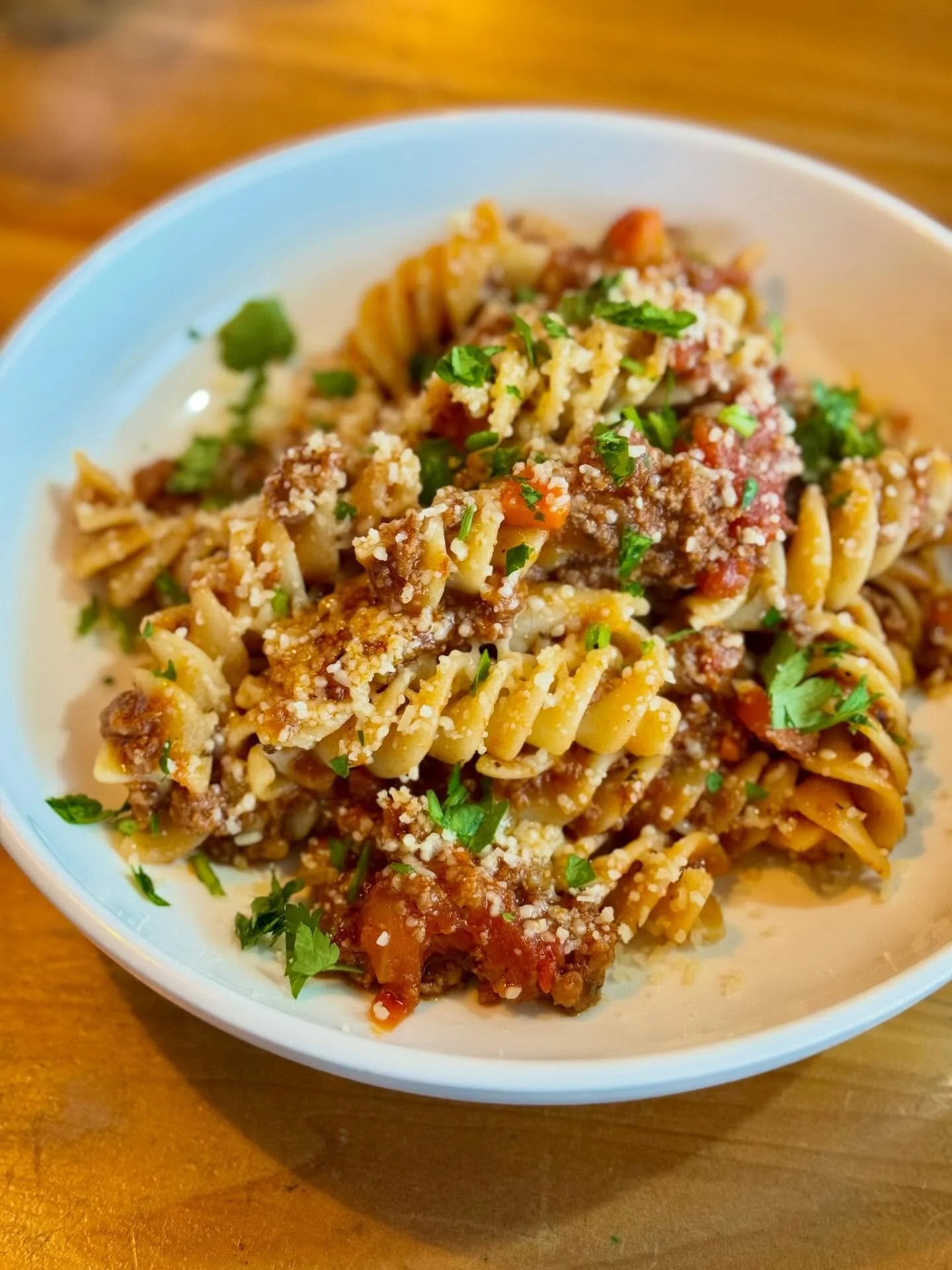 Come warm up with a bowl of this Bolognese we just whipped up! 

#dallaspasta #dallasbolognese #dallasdining #lakehighlands #lheats