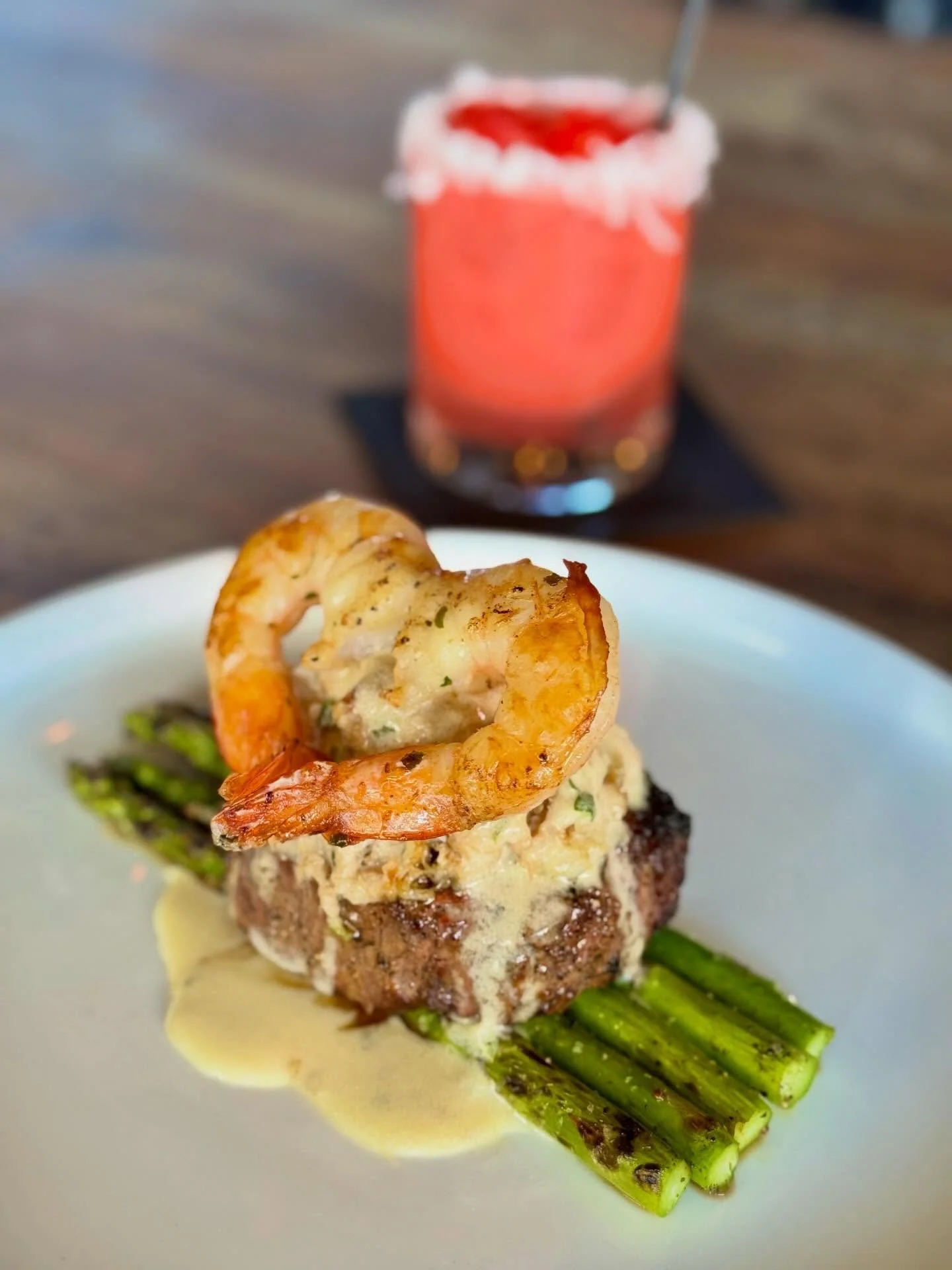 Happy Valentine&rsquo;s Day from your C &amp; V family! 

#valentinesday❤️ #dallasdining #lheats #whiterocklake #eastdallas