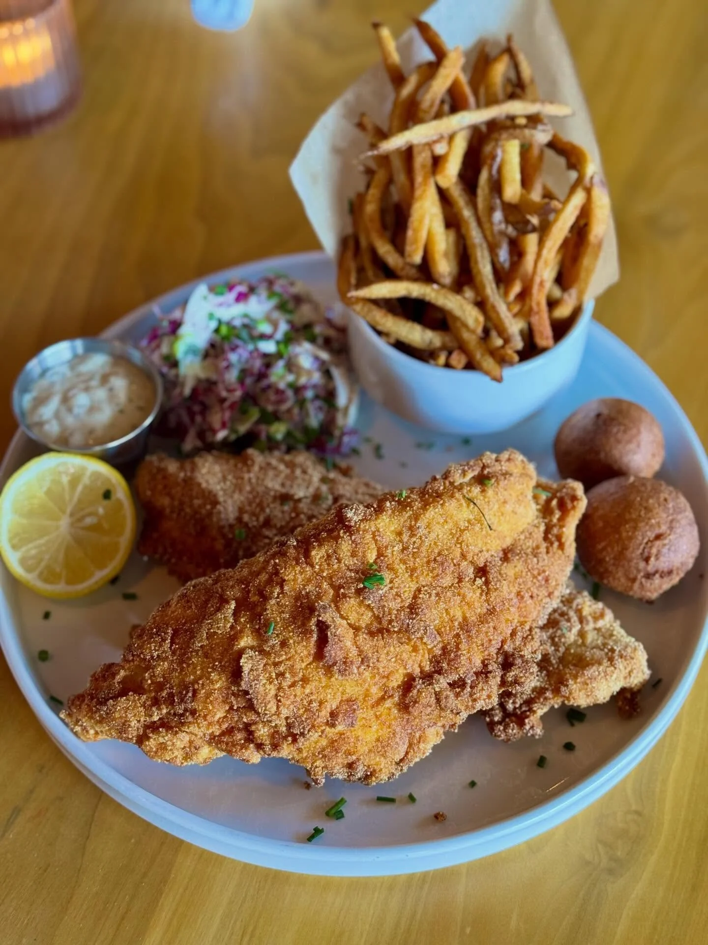 Hopefully you didn&rsquo;t give up Fried Catfish for lent!

#dallasfood #friedcatfish #lakehighlands #lheats #whiterocklake