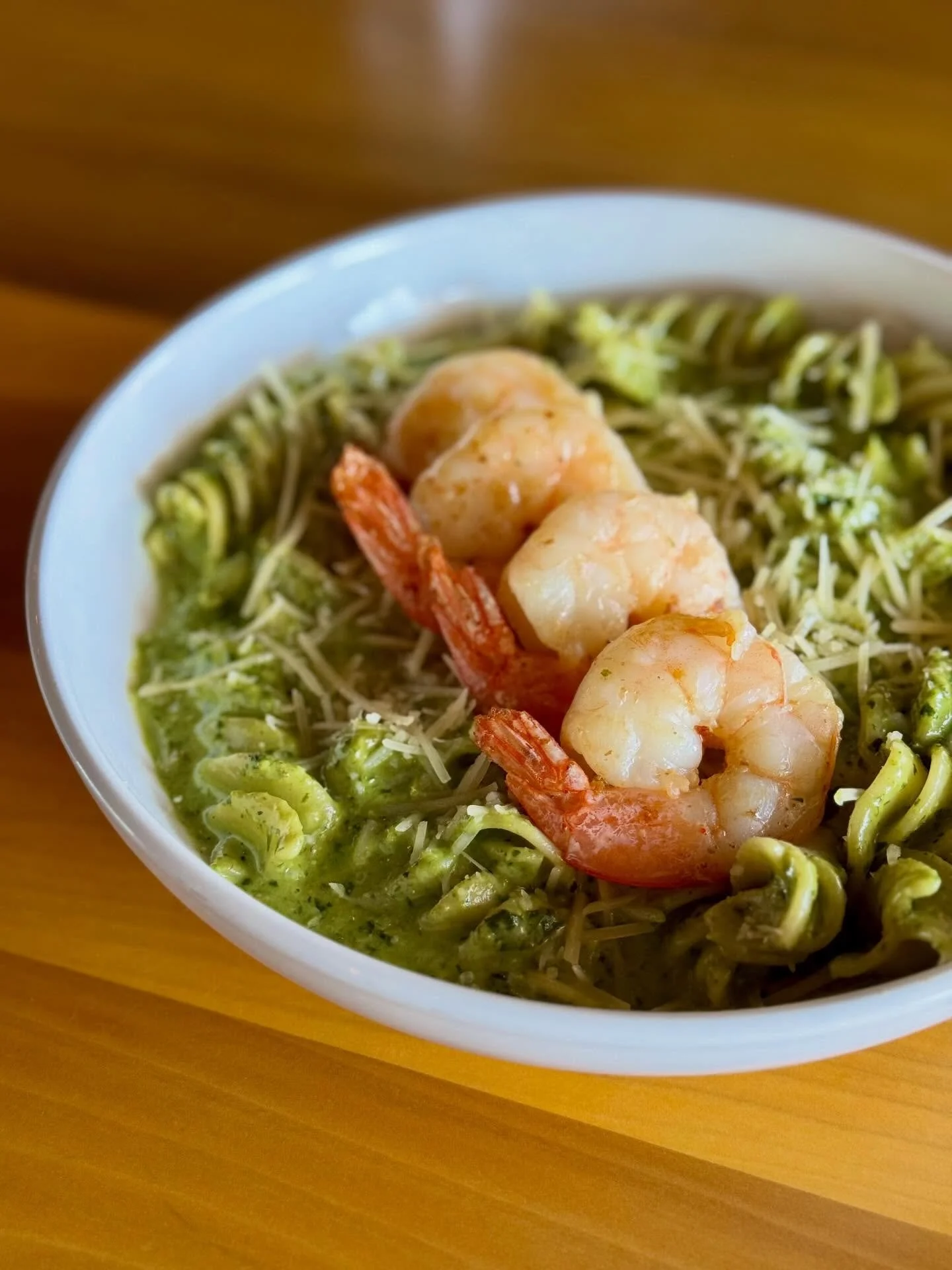 You&rsquo;re in luck! 🍀 the Basil Pesto pasta is back by popular demand! 

#stpatricksday #dallasdining #lheats #basilpesto #dallaspasta