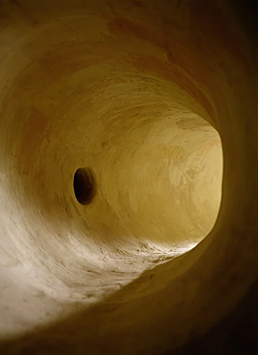 Tunnel with Dark Hole , 1998