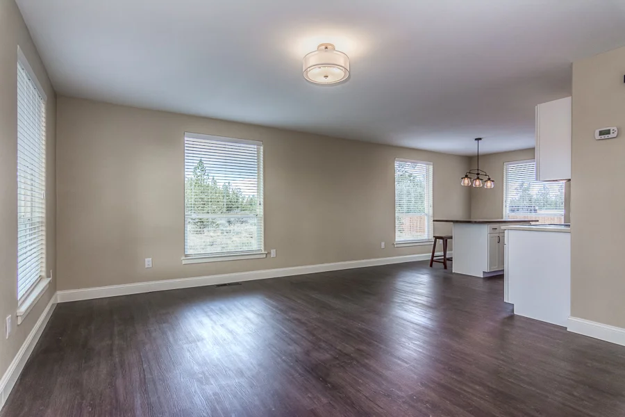 Central St 66925 Web (8 of 34).JPG