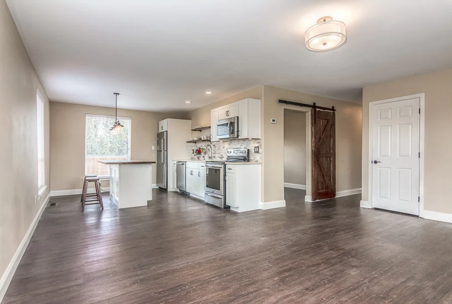 Central St 66925 Web (9 of 34).JPG