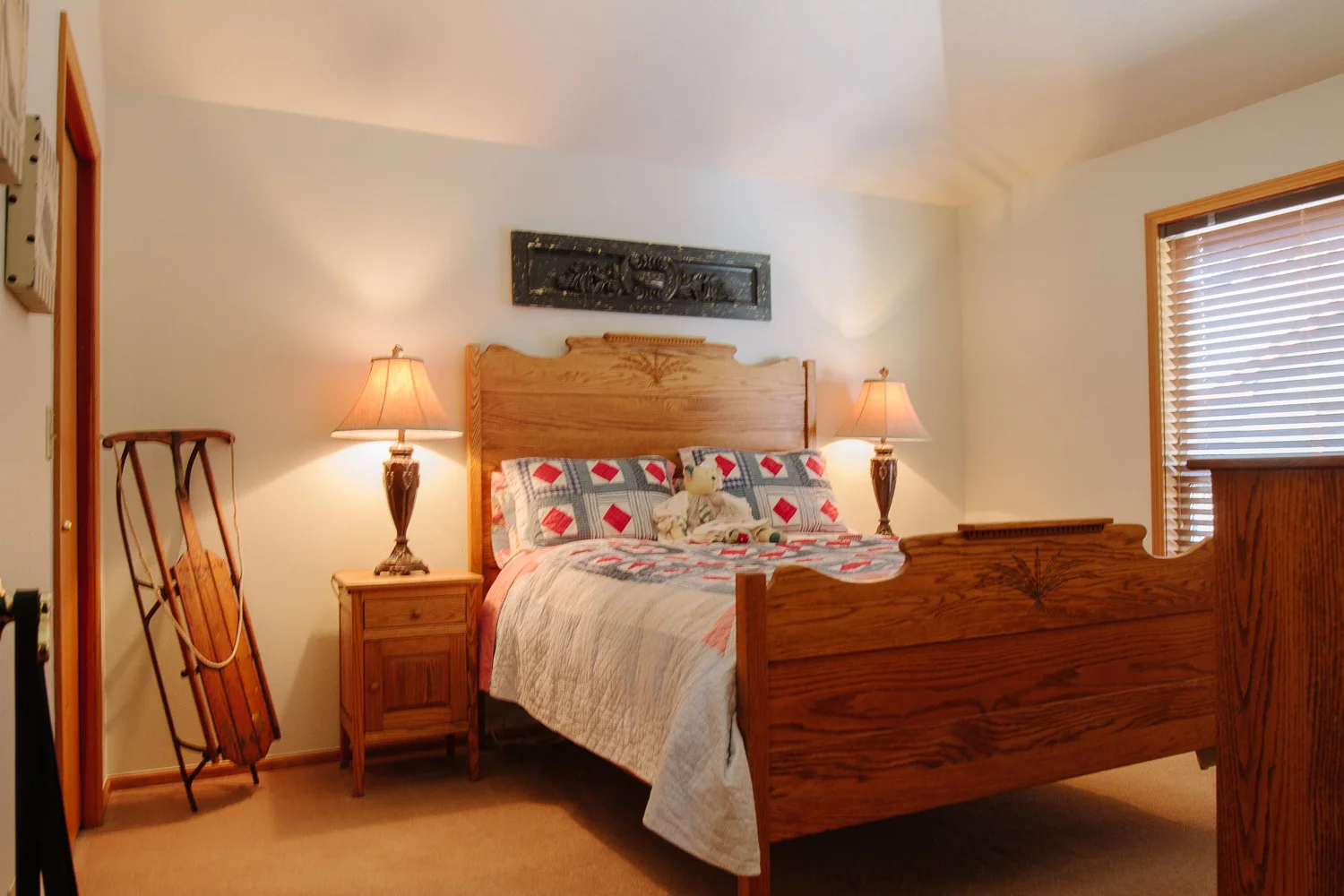 bedroom_2.jpg