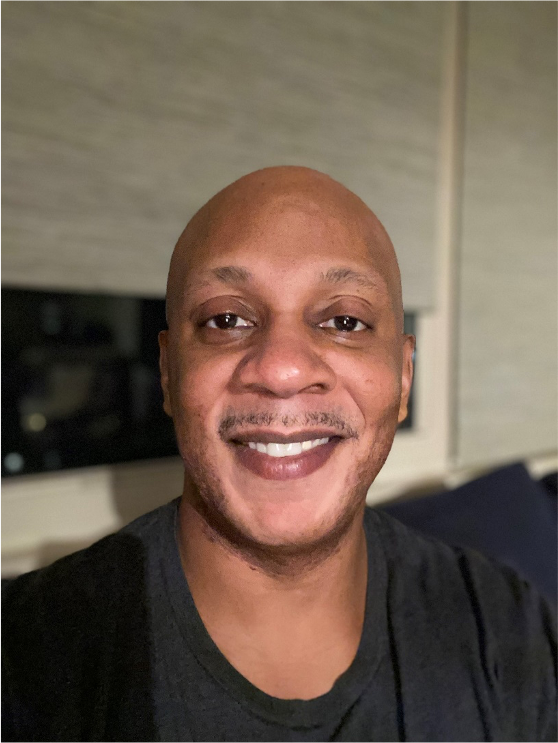 Demetrius headshot.png