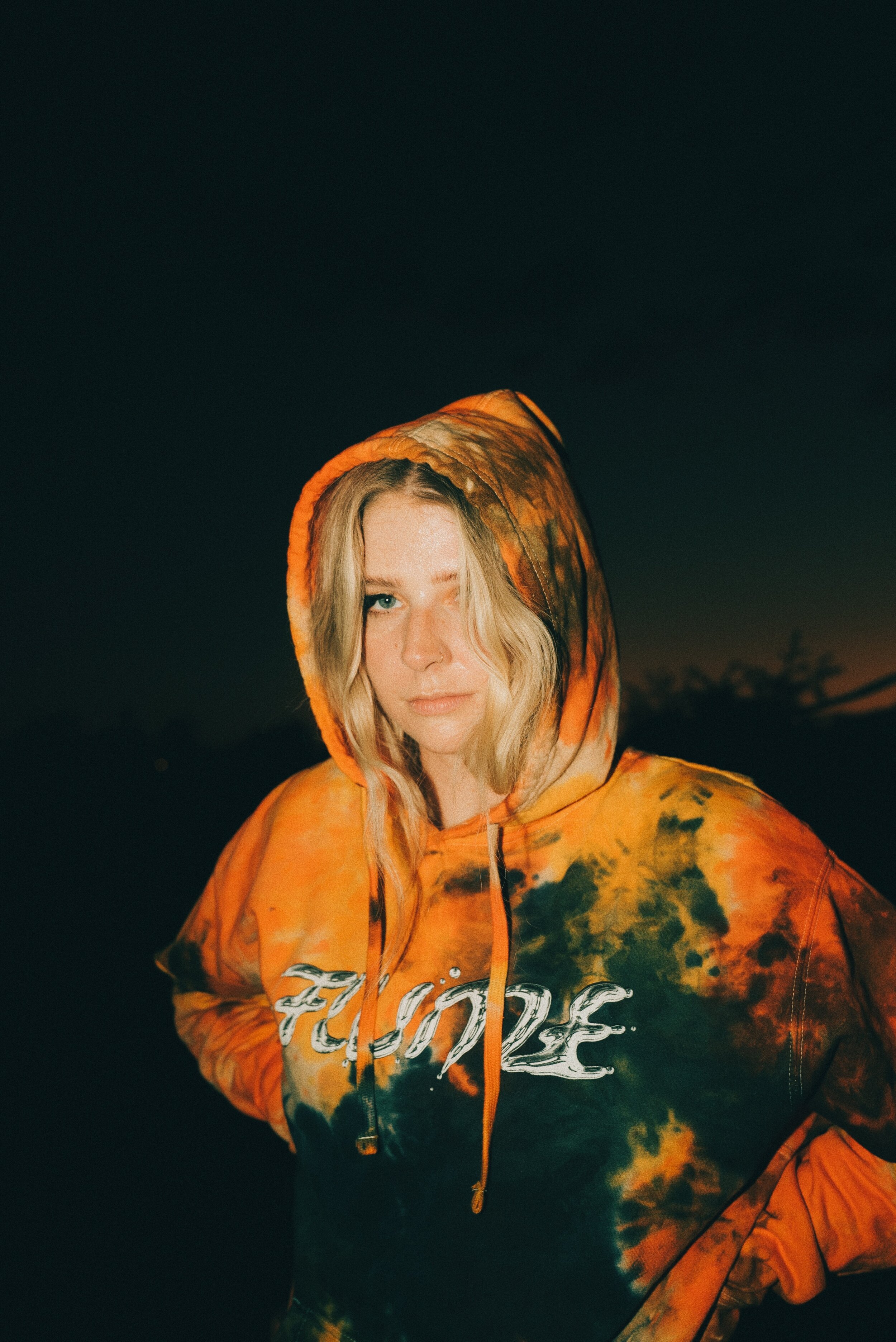 flume - hoodie - 9.JPG