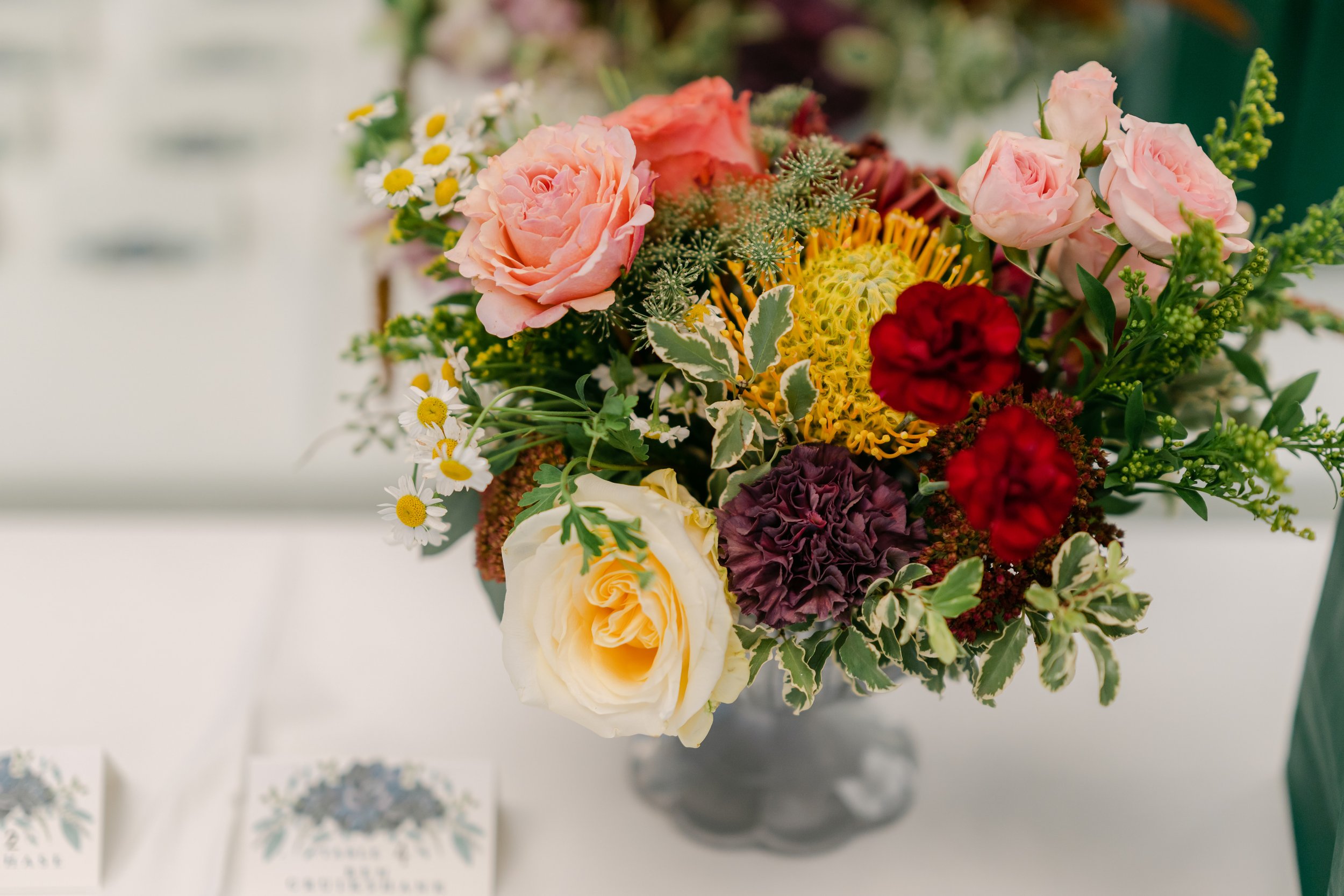 Zingerman's Greyline wedding flowers