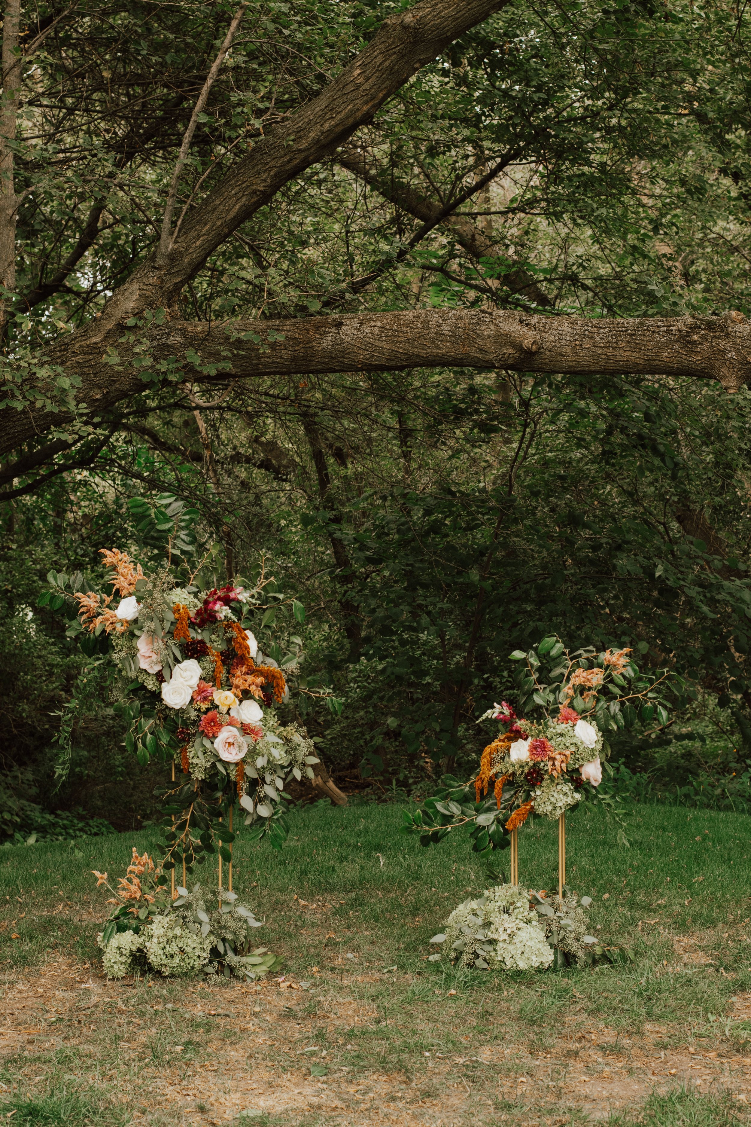 Frutign Farms The Valley Ceremony Flowers