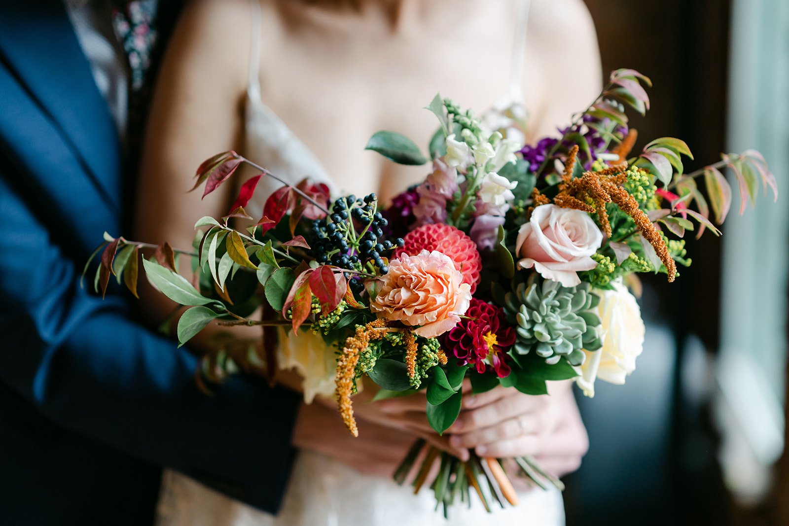 fall wedding flowers at ann arbor art center