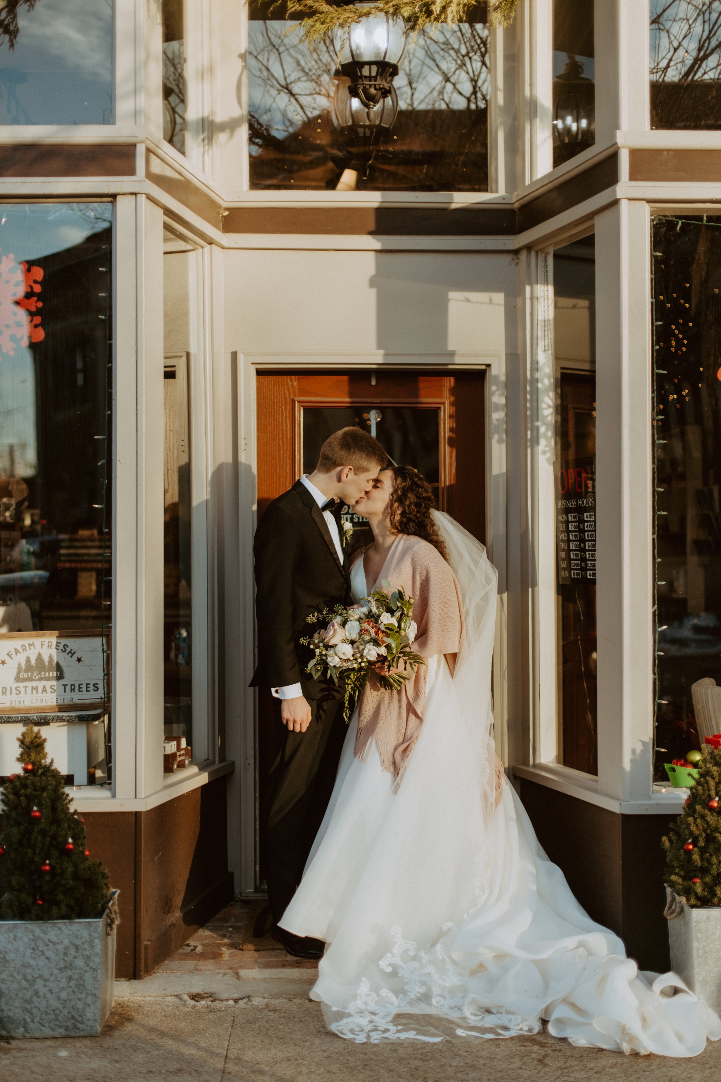 winter wedding flowers by red poppy floral design ann arbor