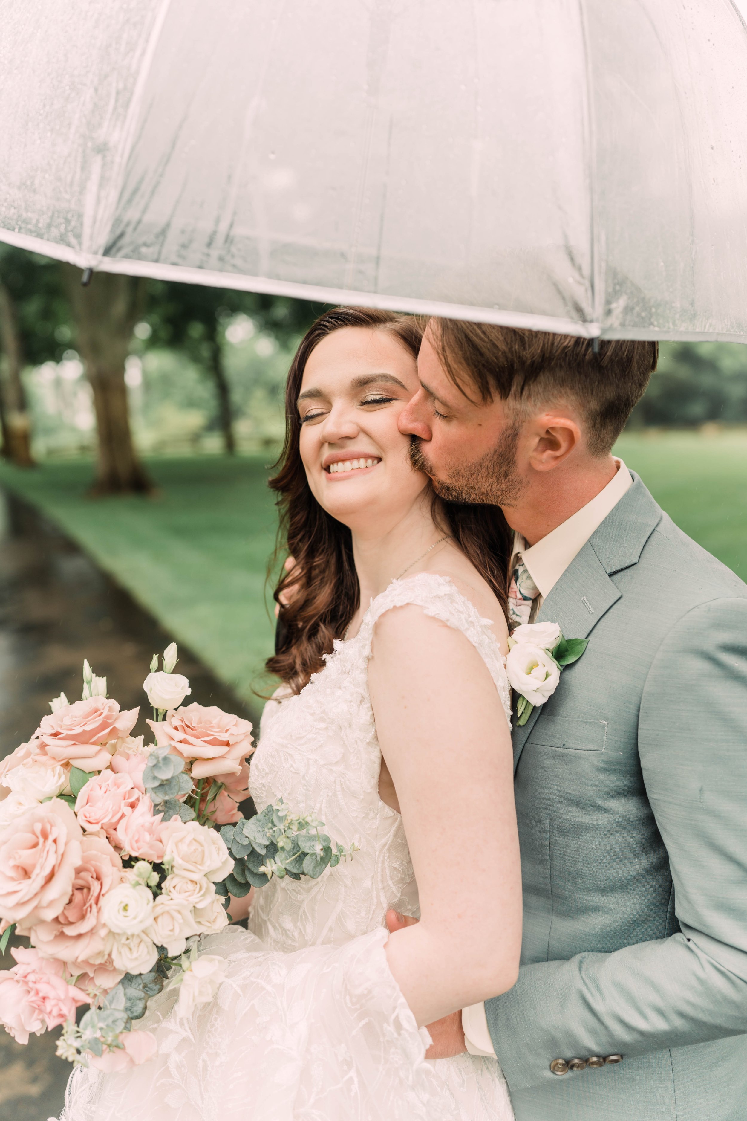 Cornman farms bride and groom Ann arbor wedding