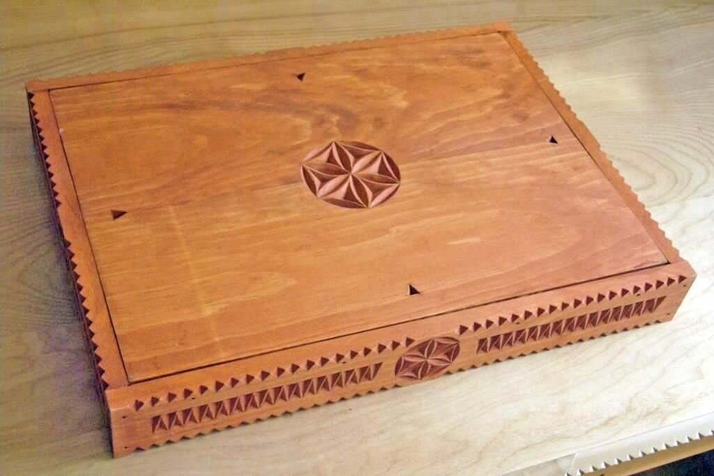 wooden box.jpg