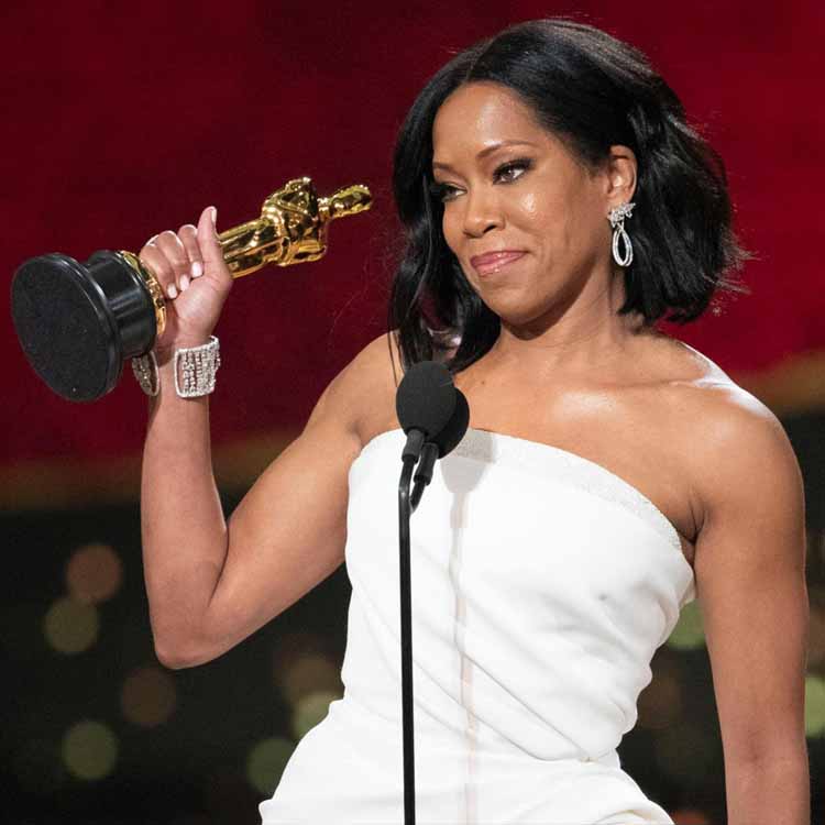Regina-King-Oscars.jpg
