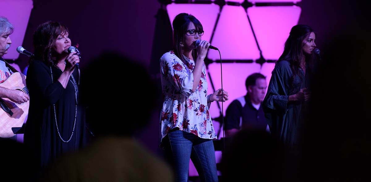 easterworship.jpg