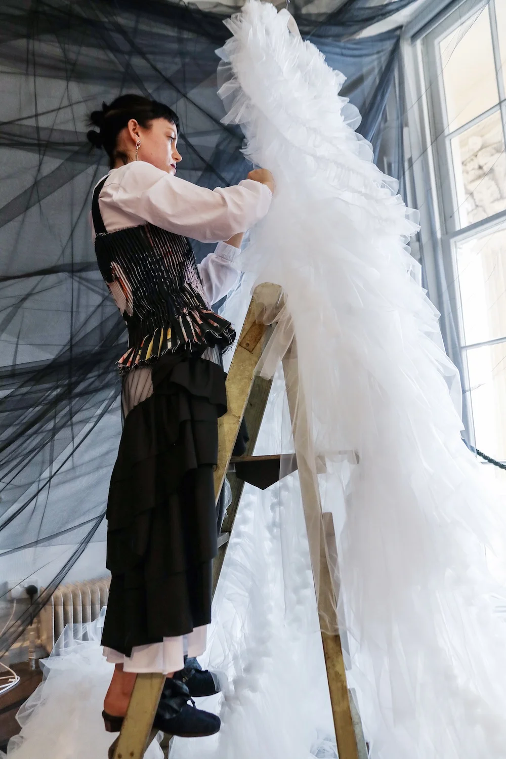 ROBERTS _ WOOD AW19 presentation image_05.jpg