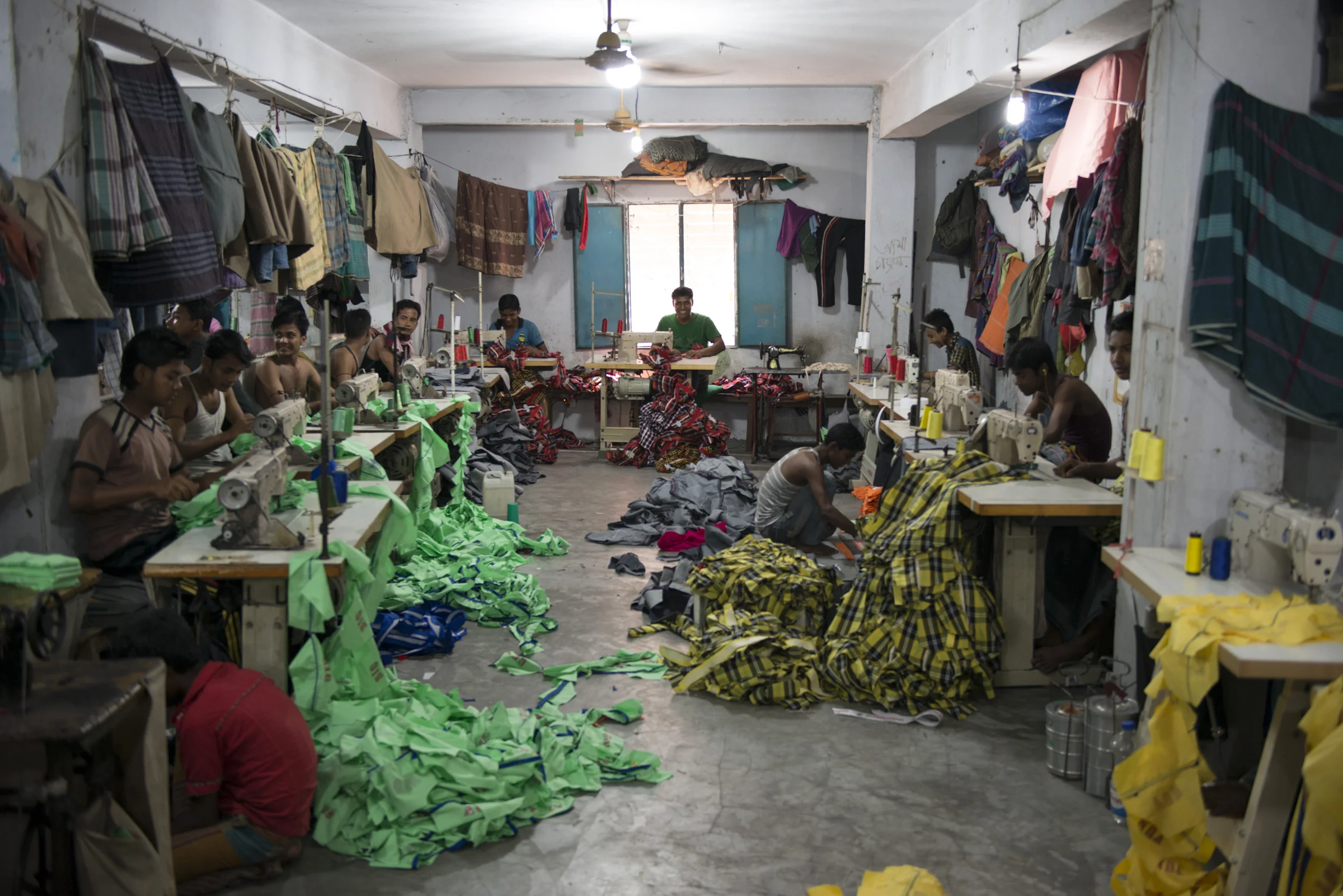 An informal garment factory located on the outskirts of the center of Dhaka. Picture: Claudio Montesano Casillas.