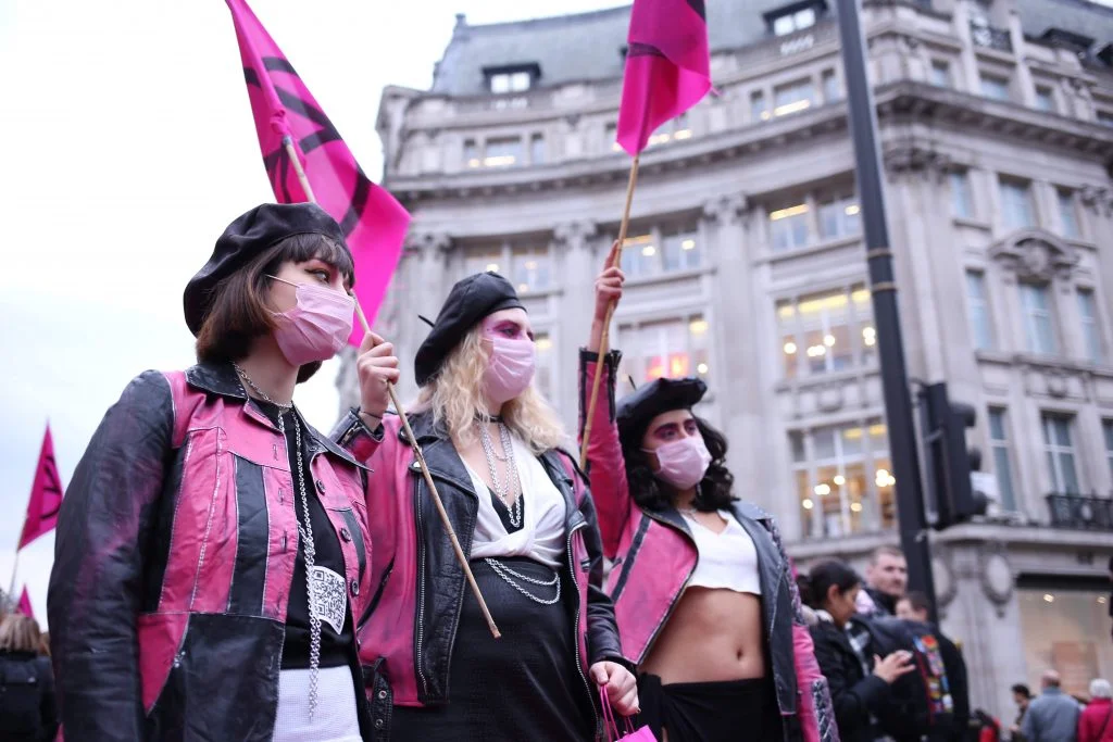 Extinction Rebellion Fashion Action closed Oxford Circus. Photo: Talia Woodin @TalTalkingPictures.