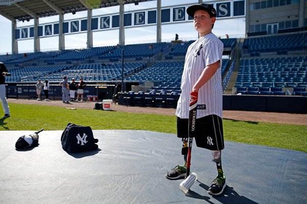 new-yankees-landis-sims-standing_c91de464dc21bae057a9f581e825fe73.today-inline-large.jpg