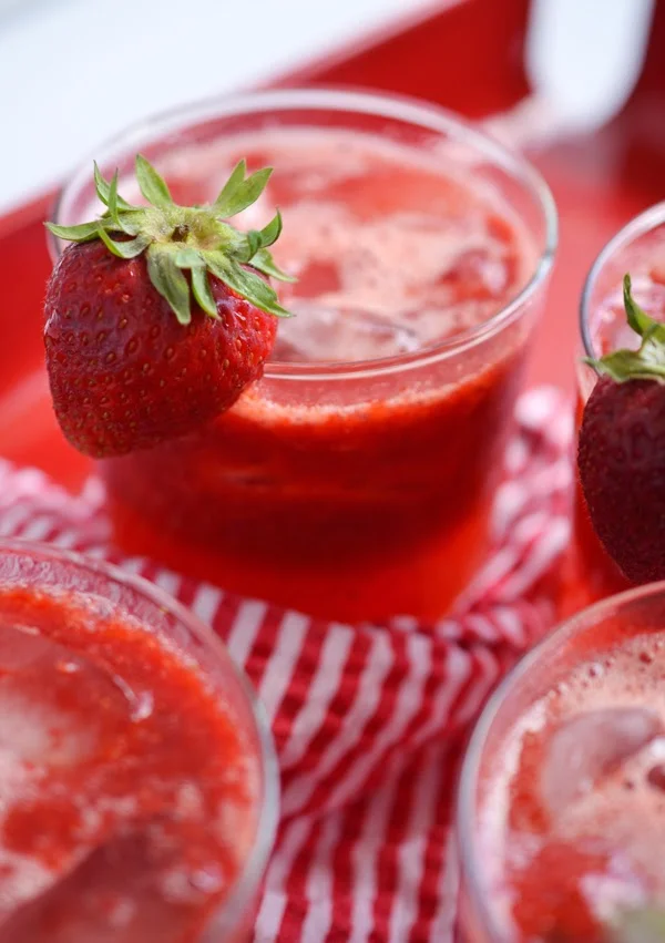 Charm Hour  ::  Spiked Strawberry Soda