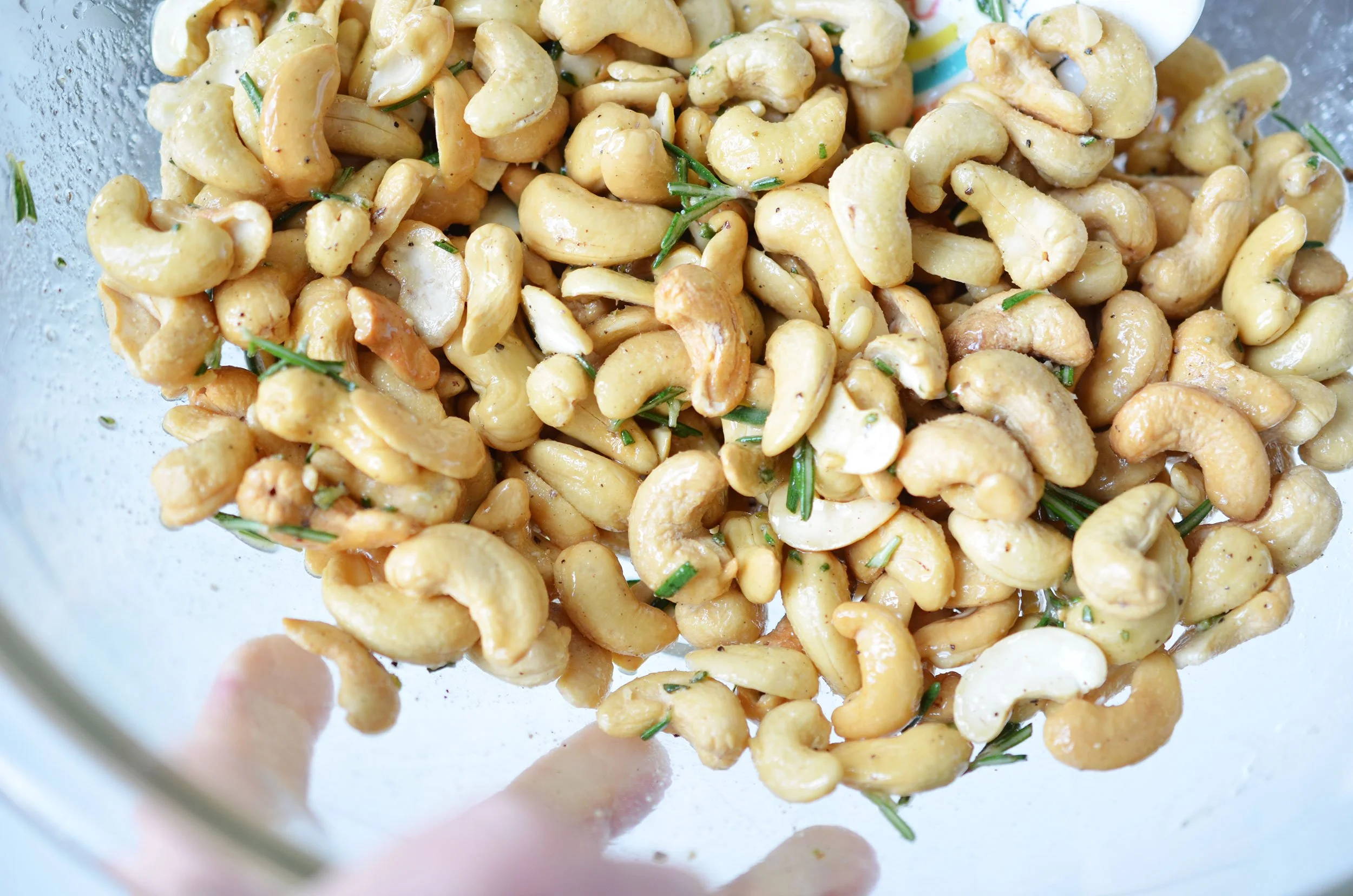 Rosemary Roasted Cashews