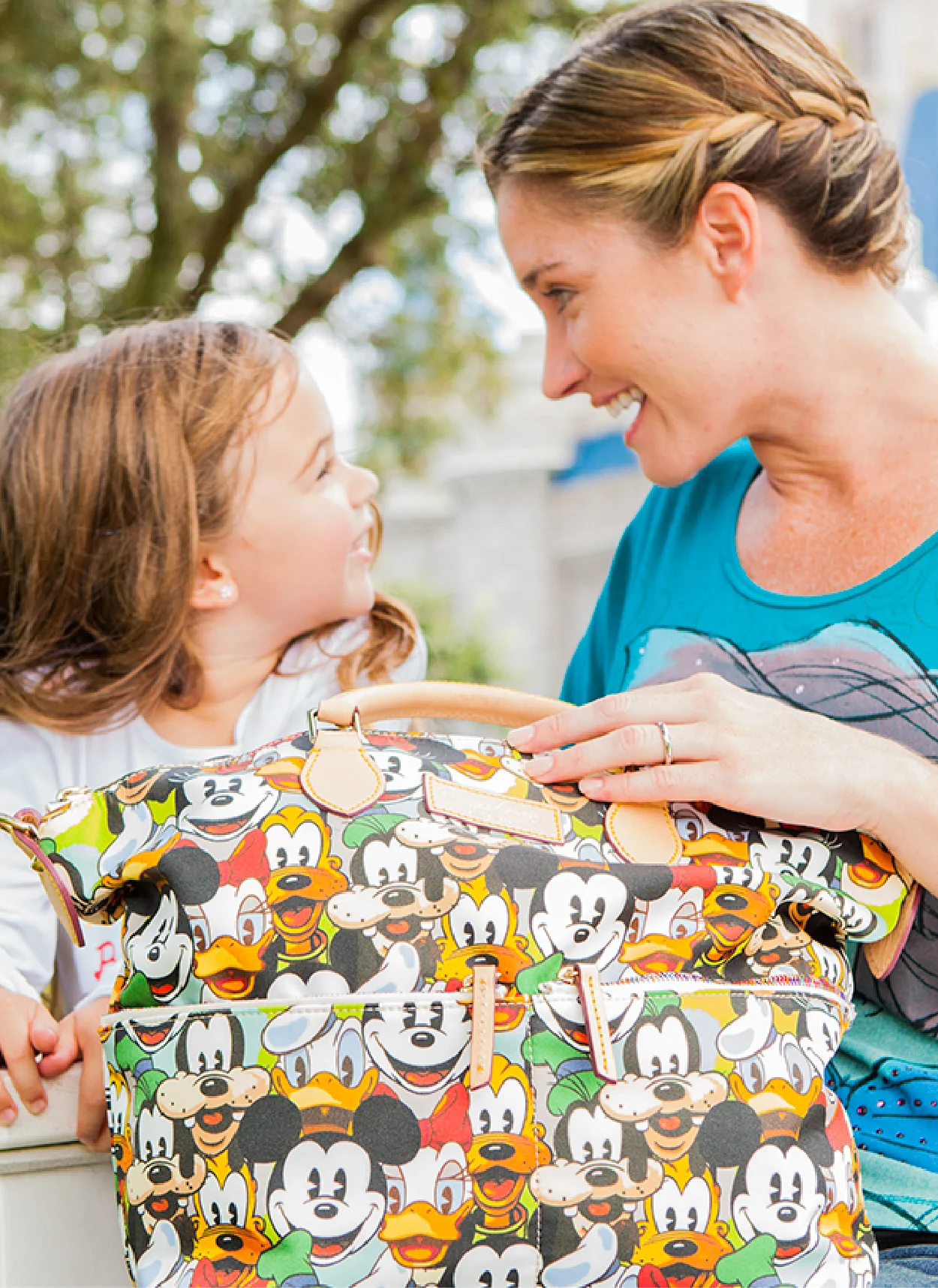 Disney_Store_Thumbnails_01.jpg