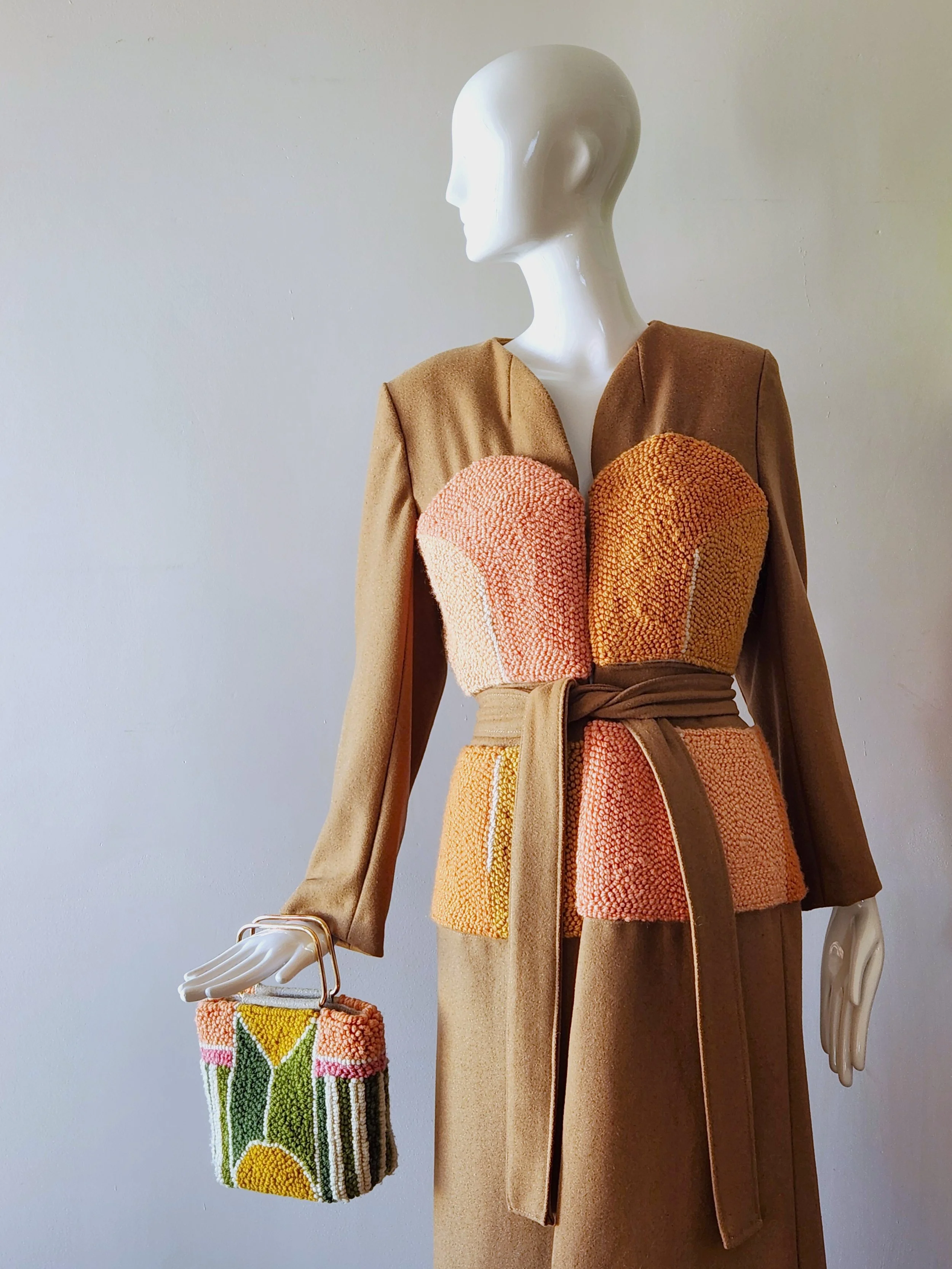 Mini_Handbag_MCT_scale.jpg